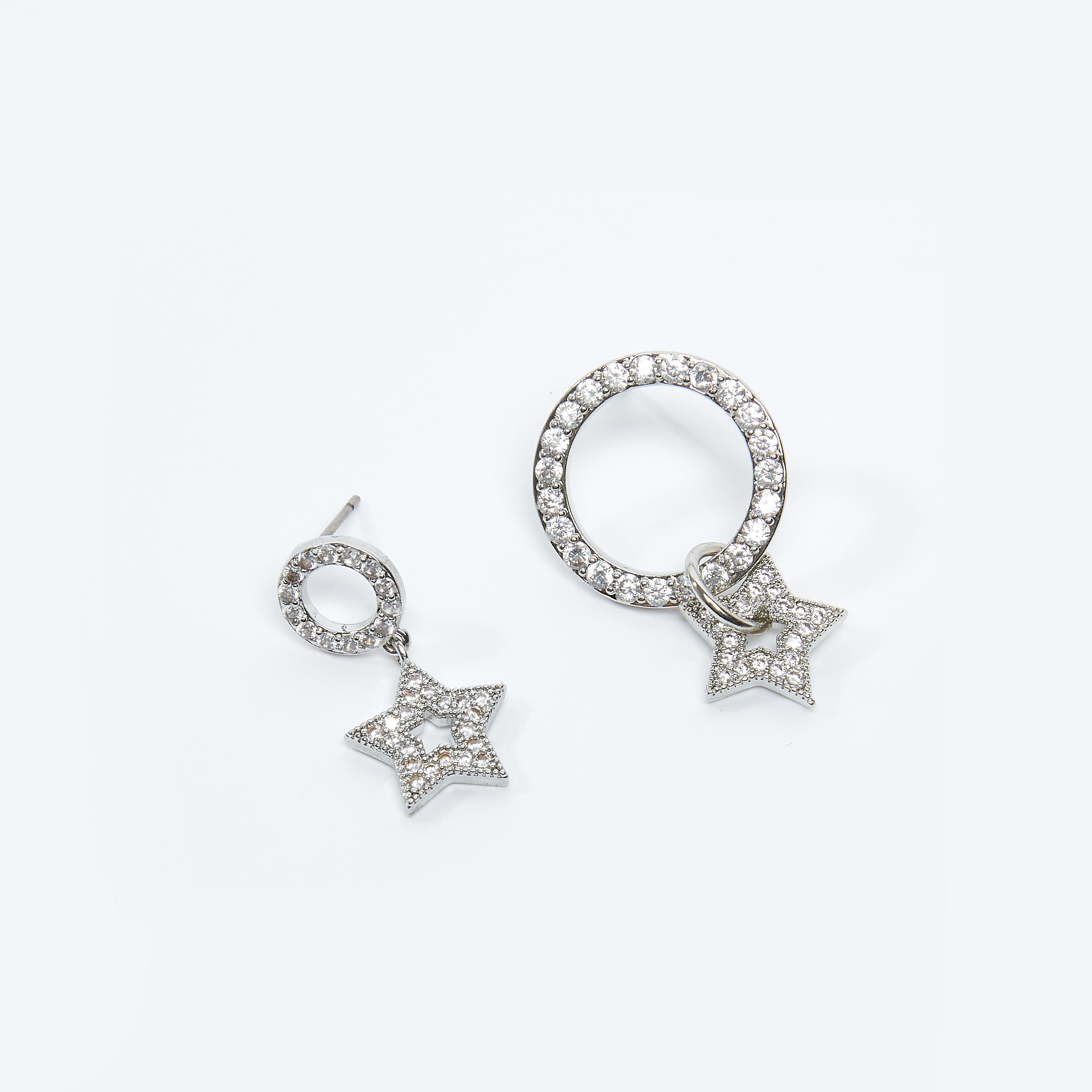 أقراط مرصّعة بدلّاية ومكبس إغلاق-women-watchesandjewellery-jewellery-earrings-image-3