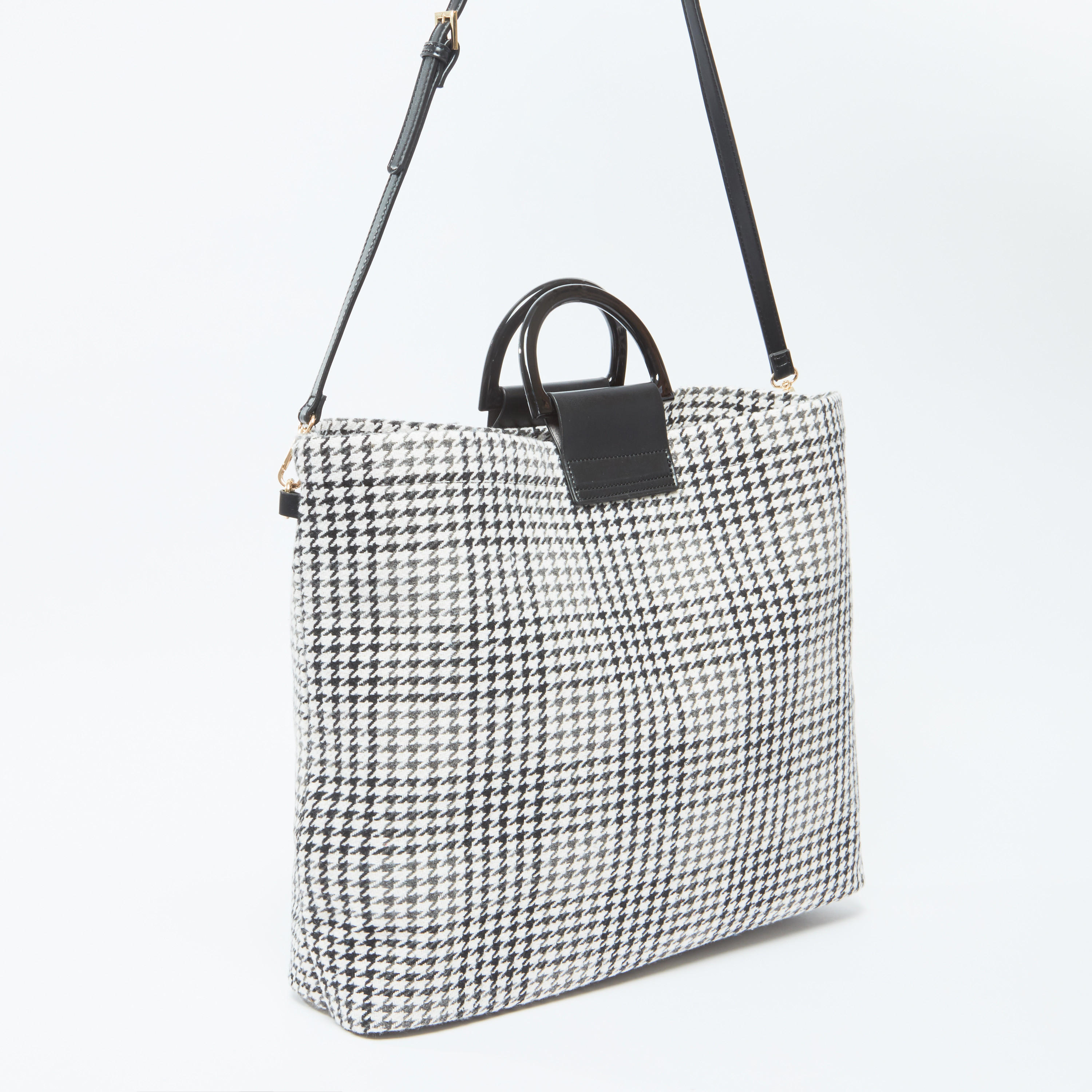 Chequered Shopper Bag with Twin Handles and Detachable Strap-women-bagsandwallets-handbags-image-4