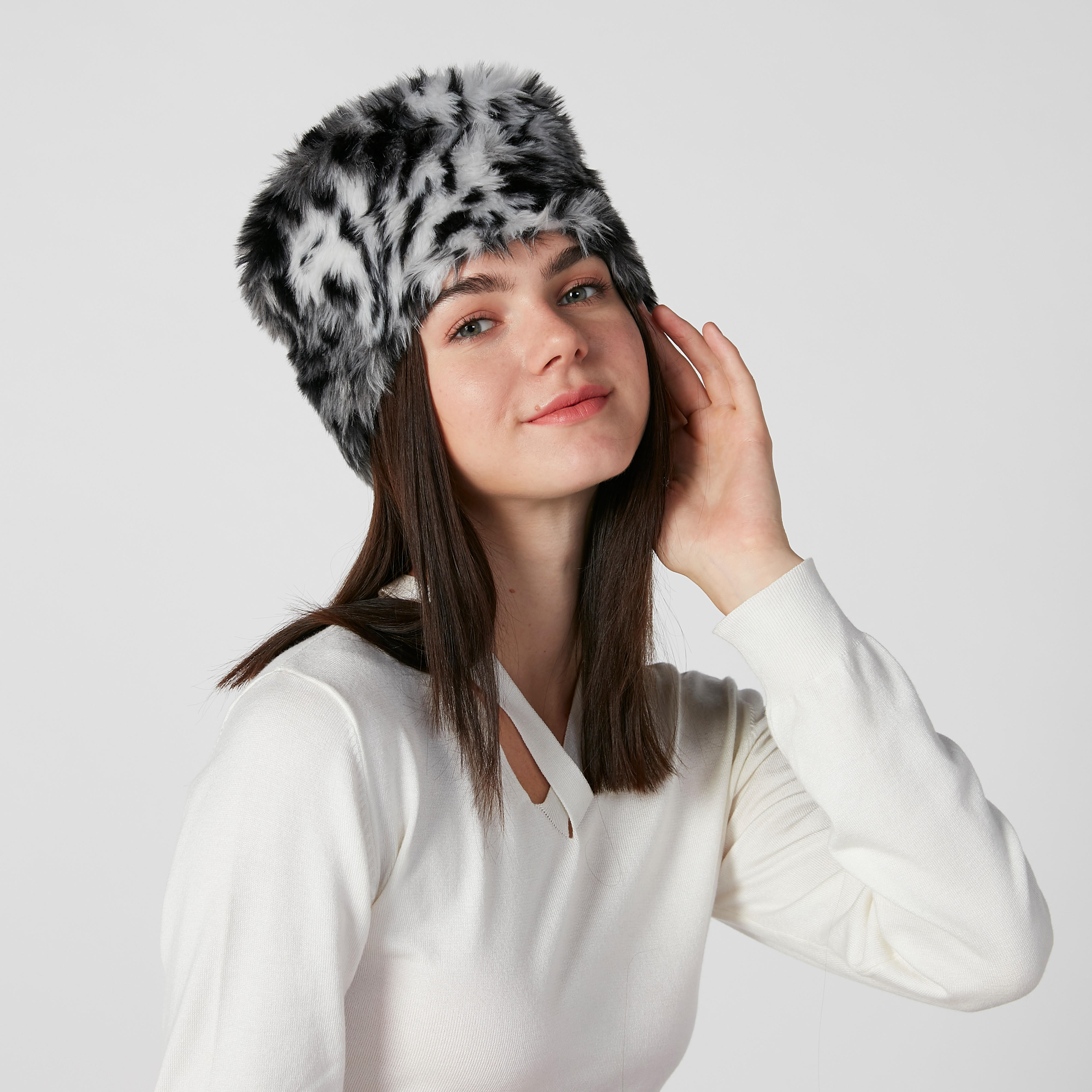 كاب بارز الملمس بطبعات حيوانات-women-clothingaccessories-capsandhats-image-2