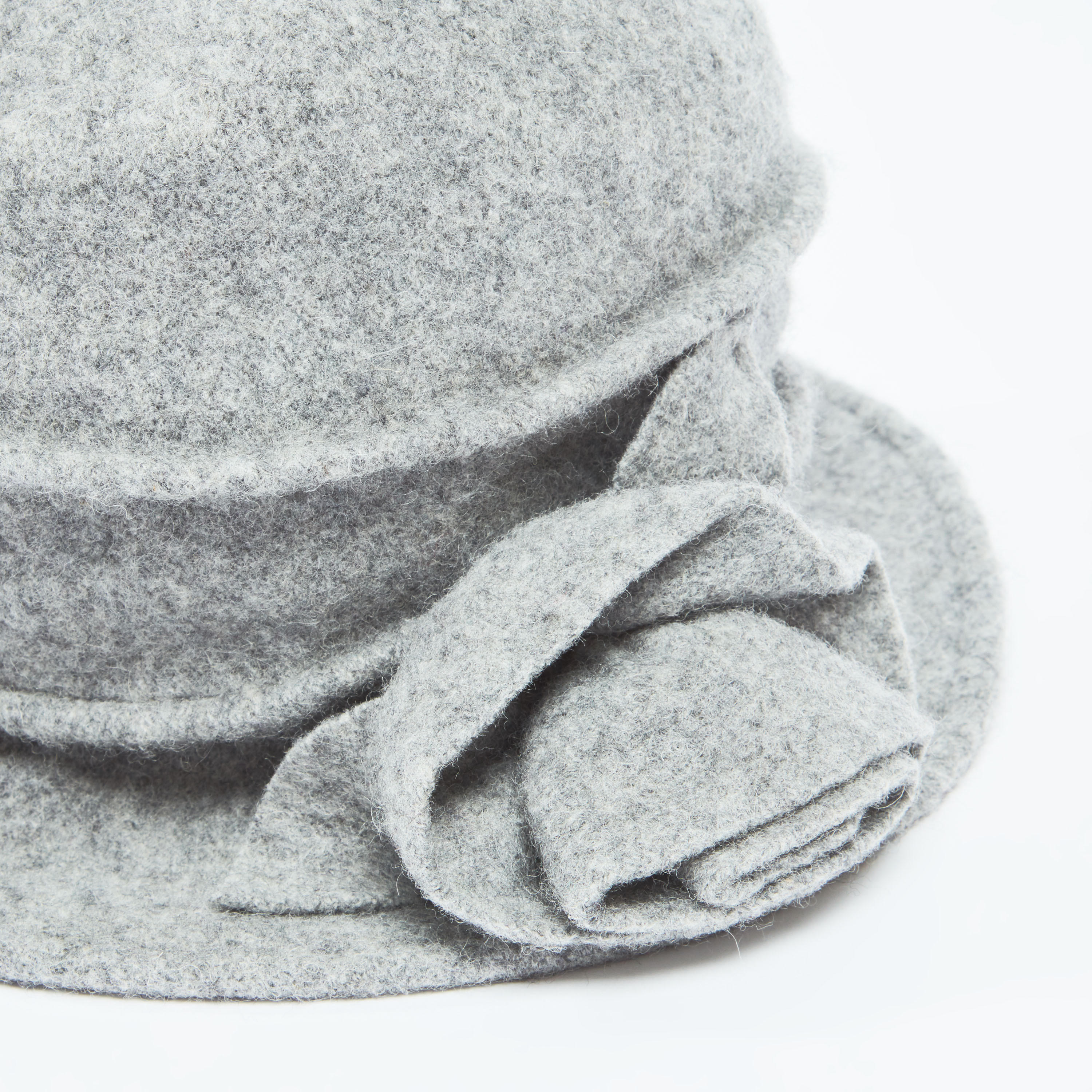 قبعة كلوشيه بتزيينات-women-clothingaccessories-capsandhats-image-3