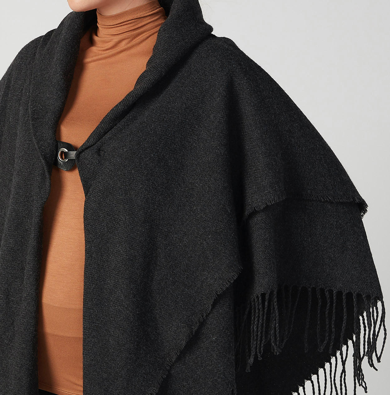 بونشو بارز الملمس بشرّابات وربطة أمامية-women-clothing-cardigansandjumpers-jumpers-image-2