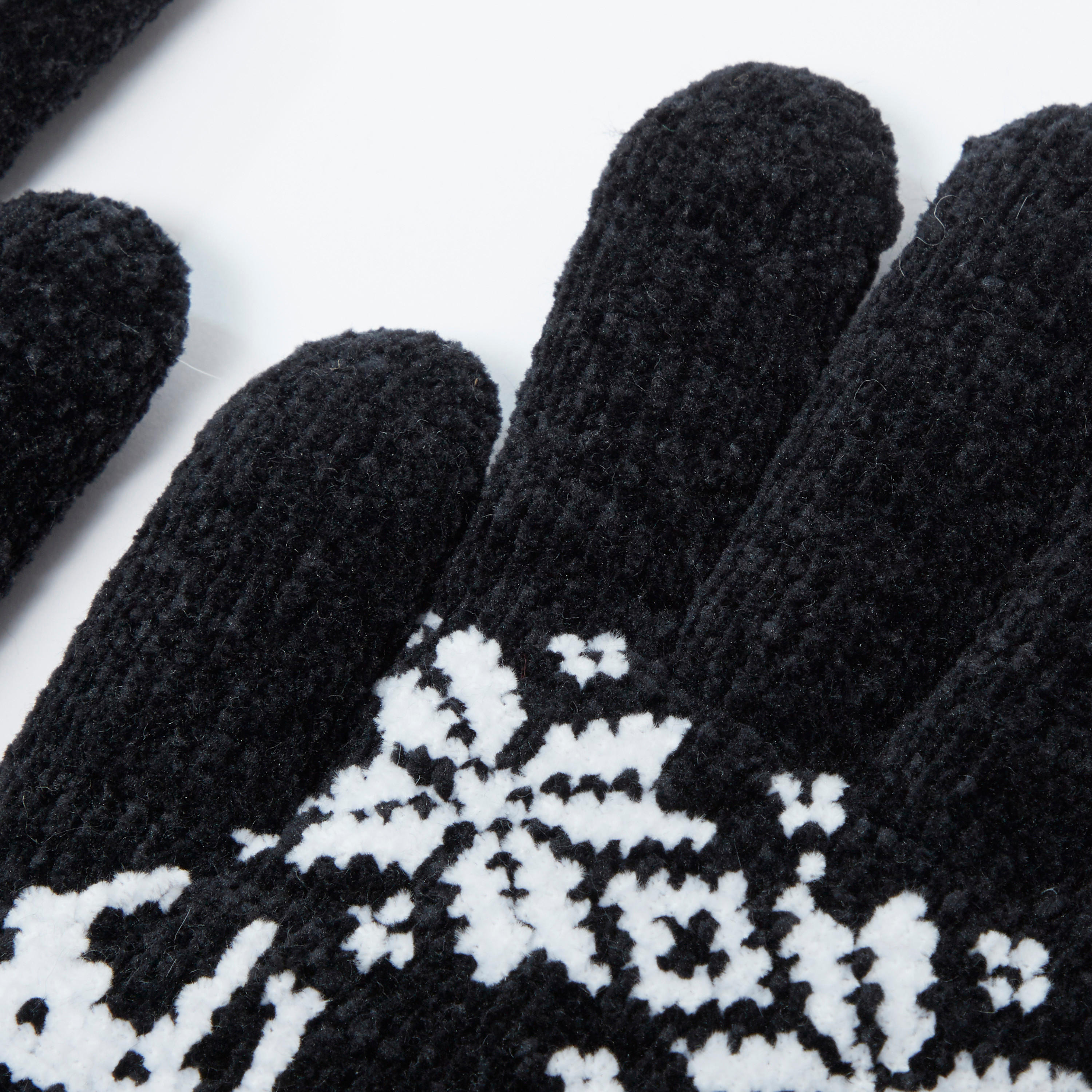 قفازات بارزة الملمس بحوّاف مضلّعة-women-clothingaccessories-gloves-image-2