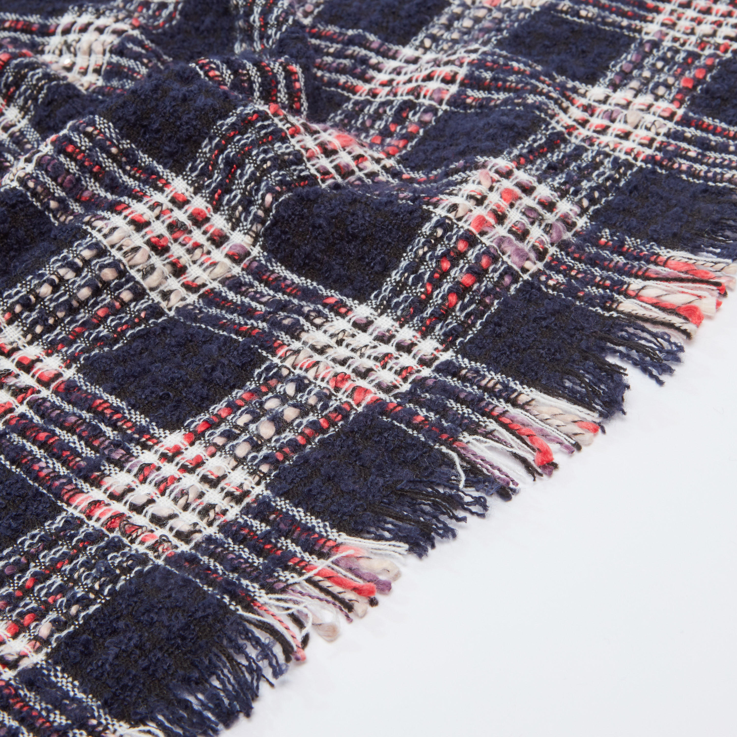 وشاح كاروهات بشراشيب-women-clothingaccessories-scarves-image-3