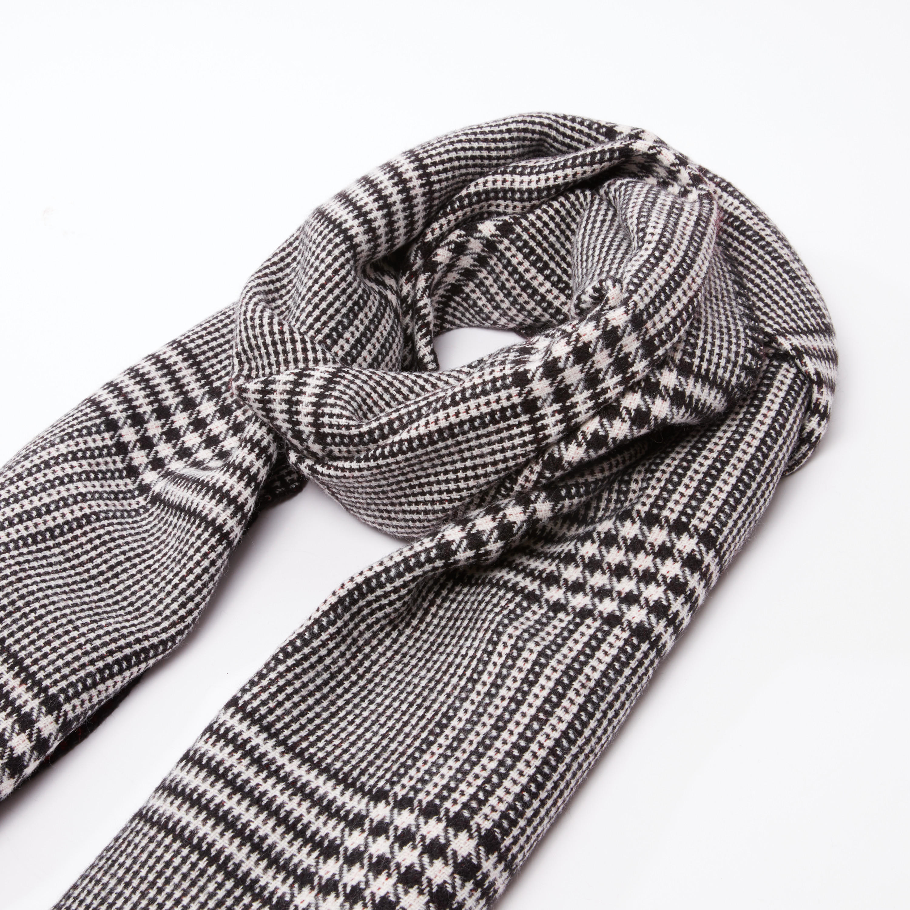 وشاح كاروهات بشراشيب-women-clothingaccessories-scarves-image-3