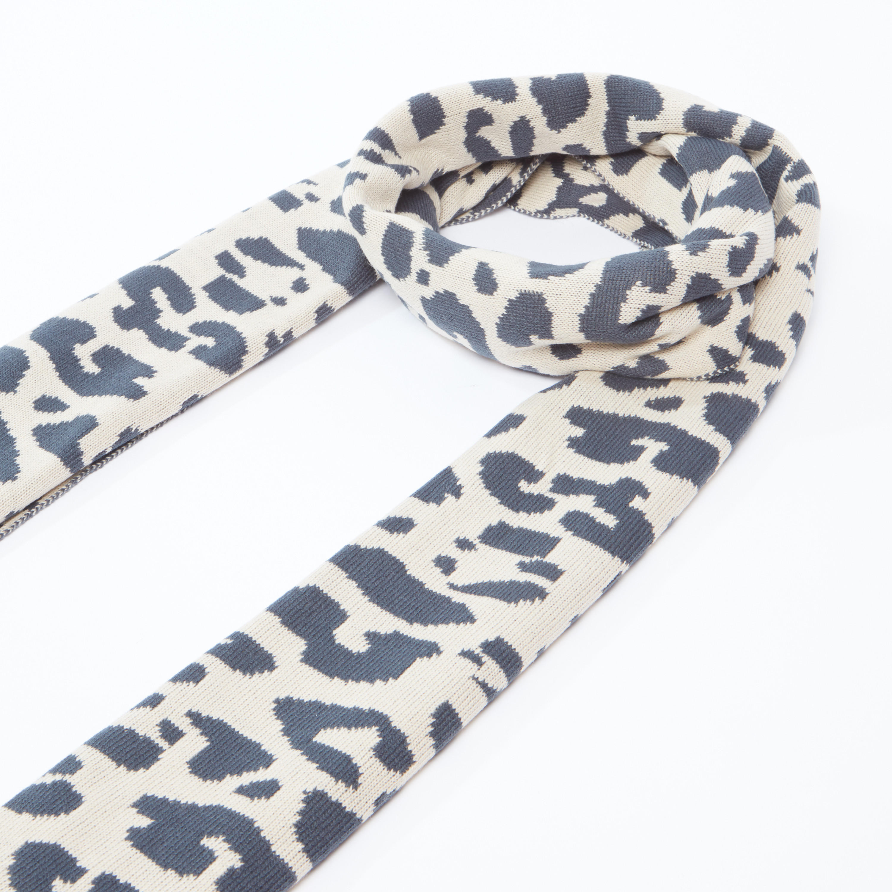 وشاح بشراشيب وطبعات-women-clothingaccessories-scarves-image-3