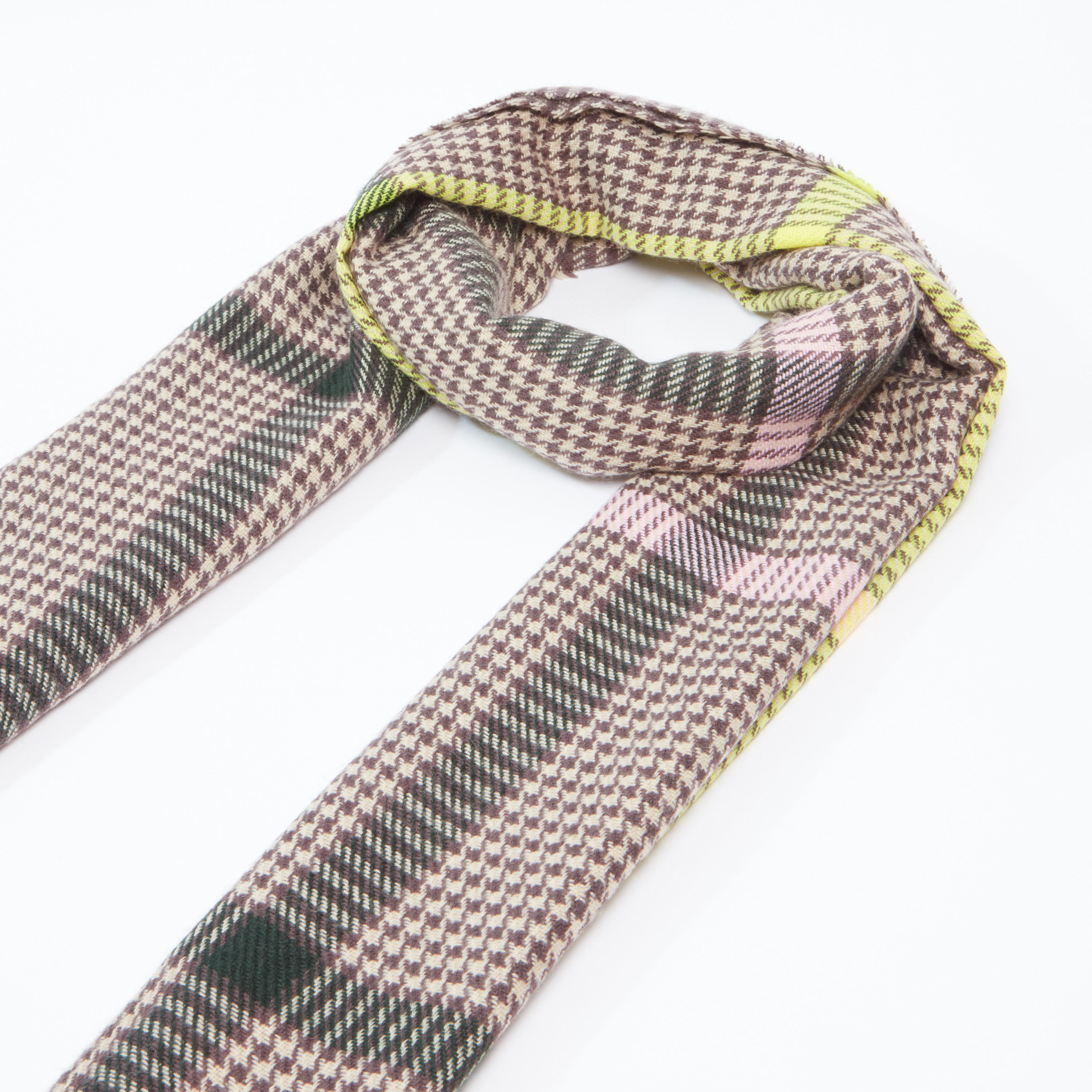 وشاح بارز الملمس بشراشيب-women-clothingaccessories-scarves-image-3