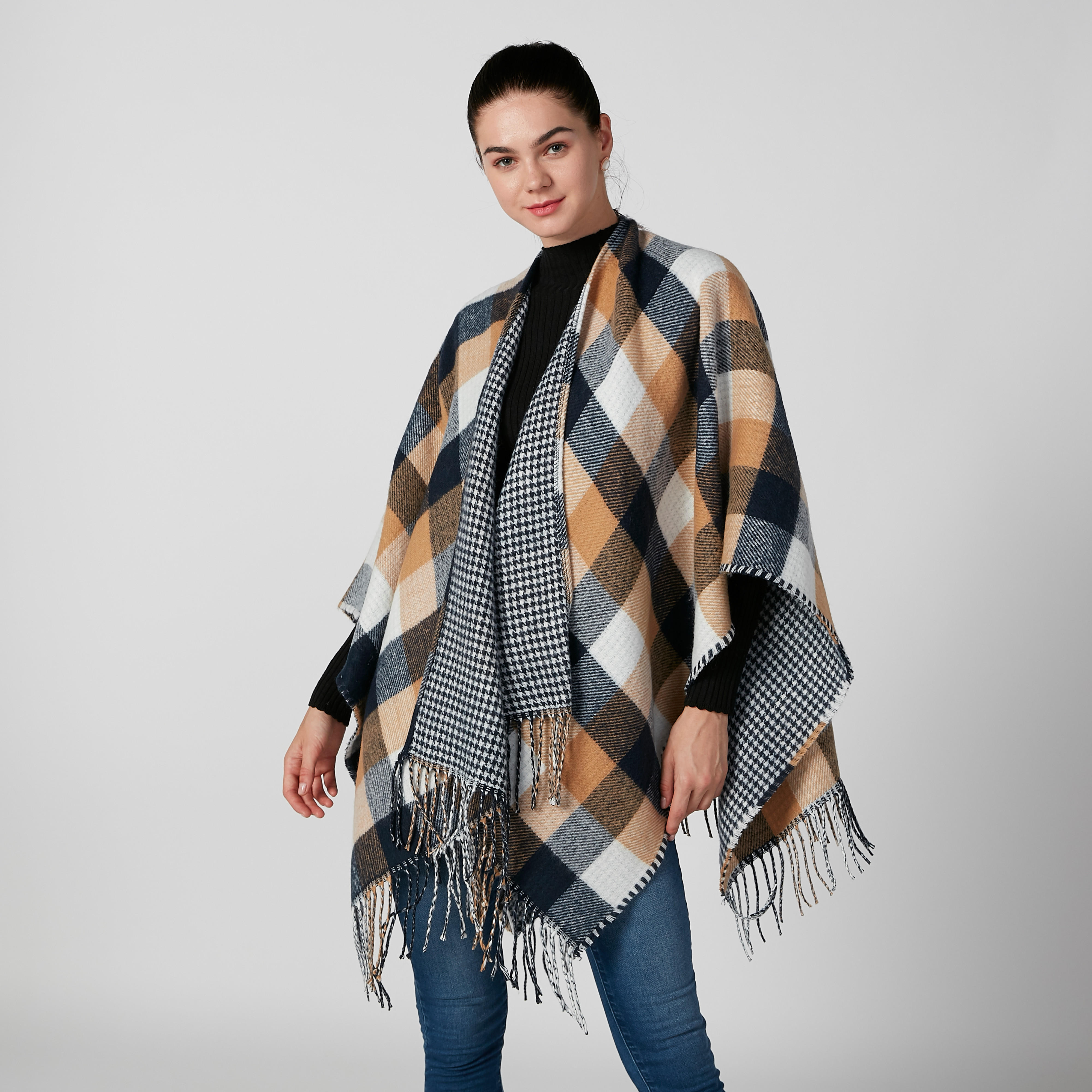 وشاح كاروهات بشراشيب-women-clothingaccessories-scarves-image-2