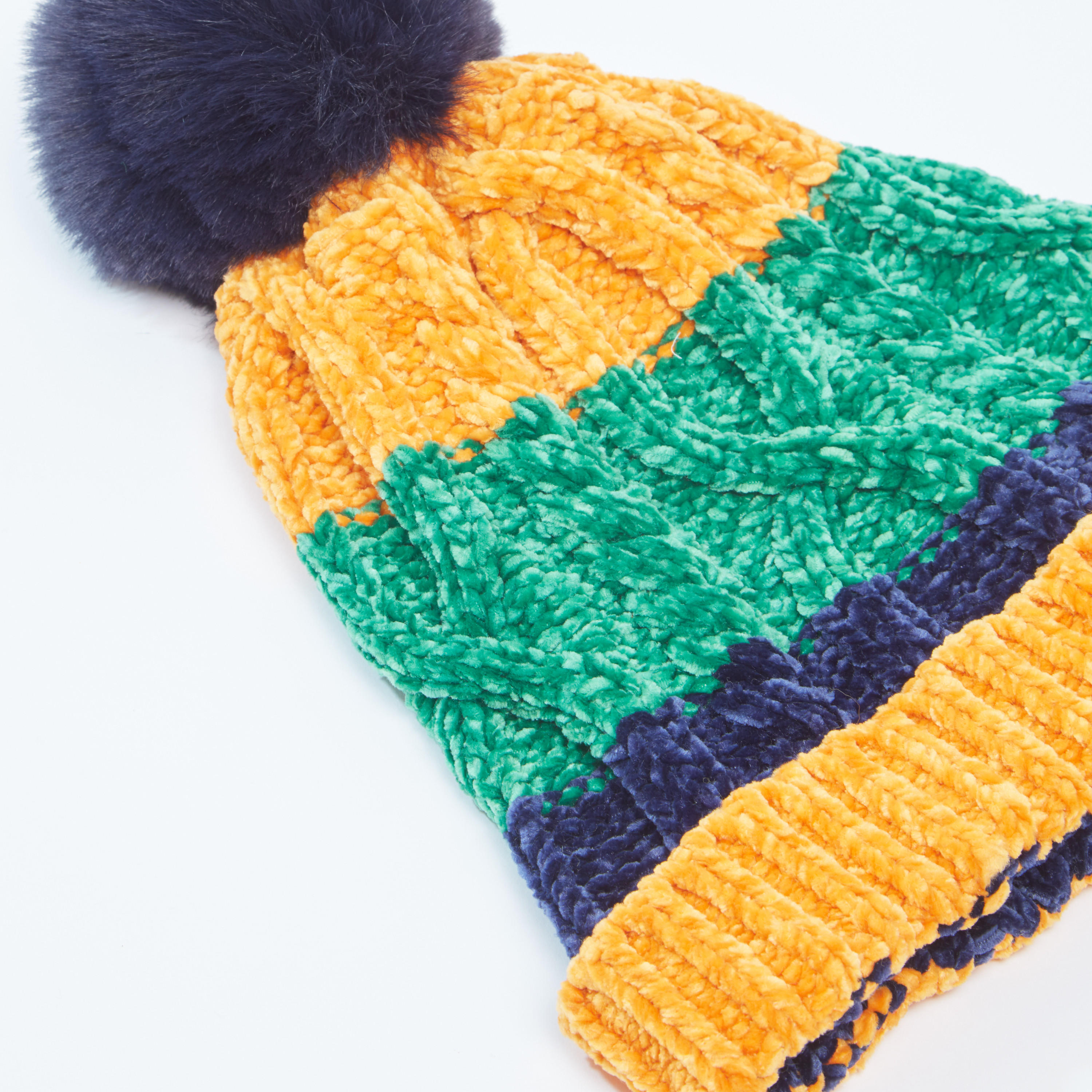 قبعة بيني بارزة الملمس بتزيينات-women-clothingaccessories-capsandhats-image-3