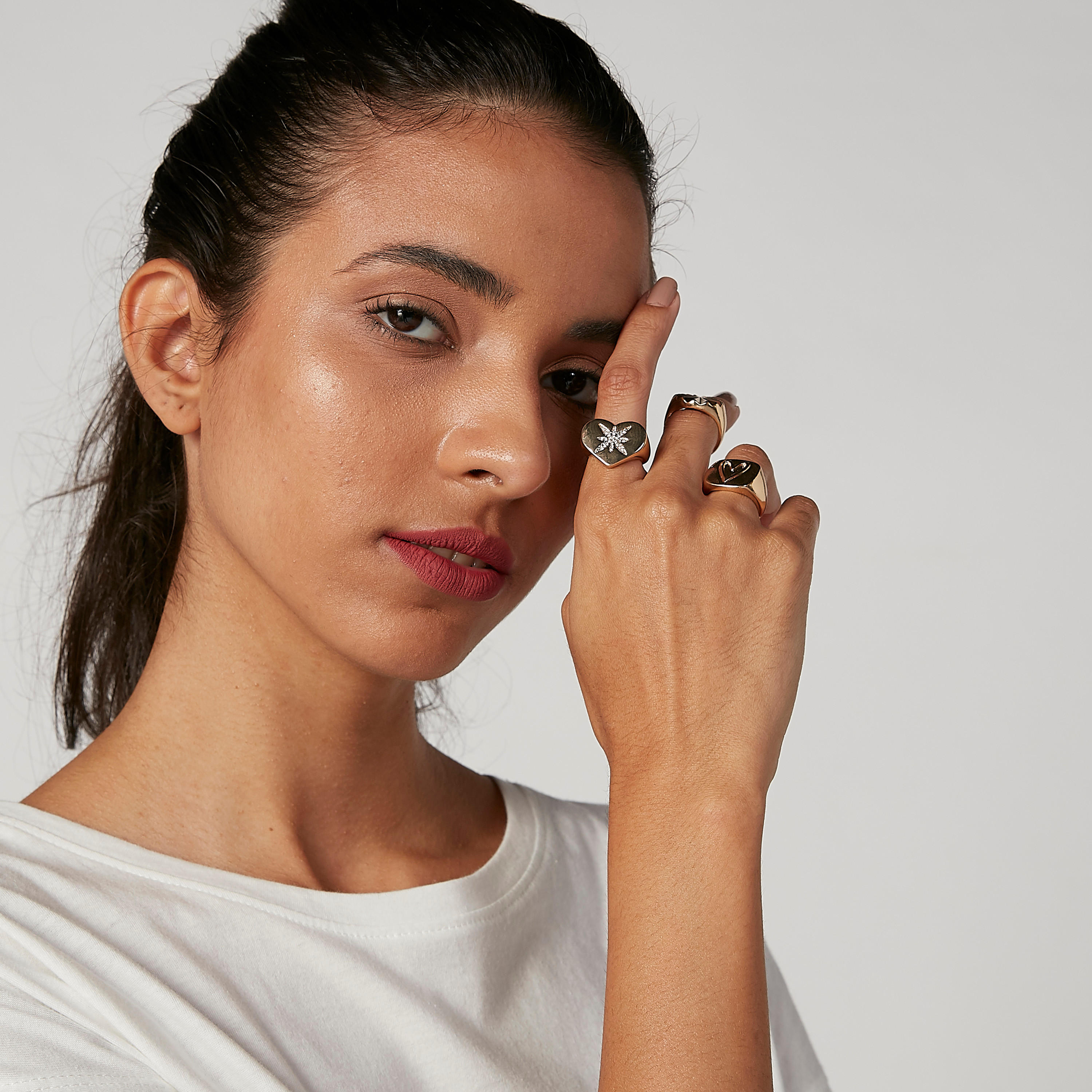 خواتم مزيّنة - طقم 3 قطع-women-watchesandjewellery-jewellery-rings-image-2