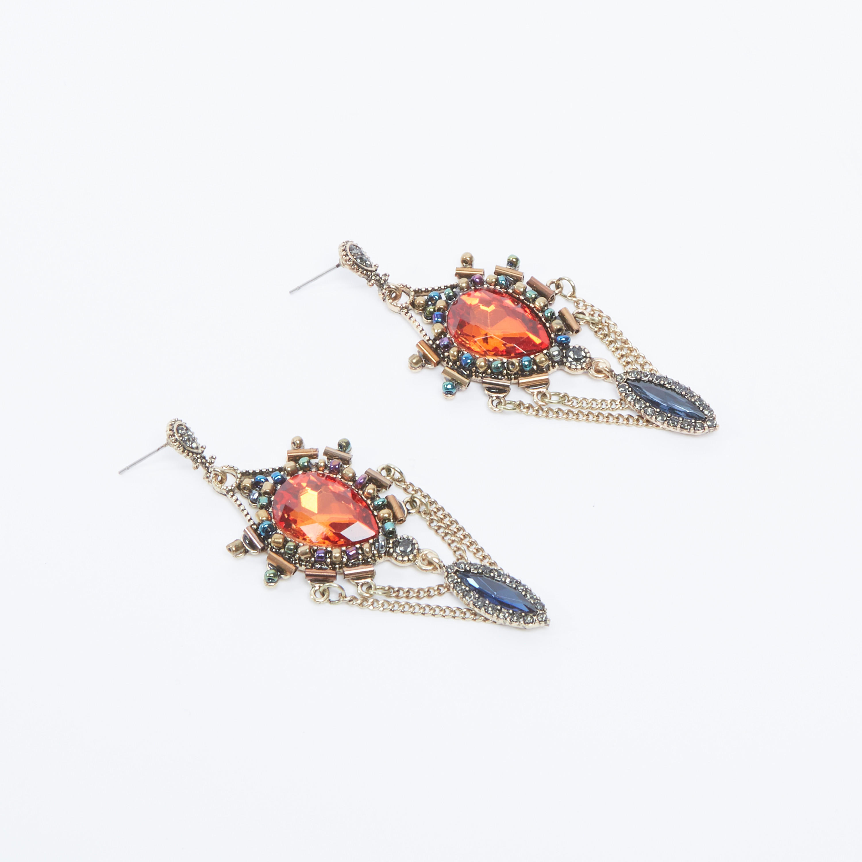 حلقان بدلّاية مزيّنة ومكبس إغلاق-women-watchesandjewellery-jewellery-earrings-image-4