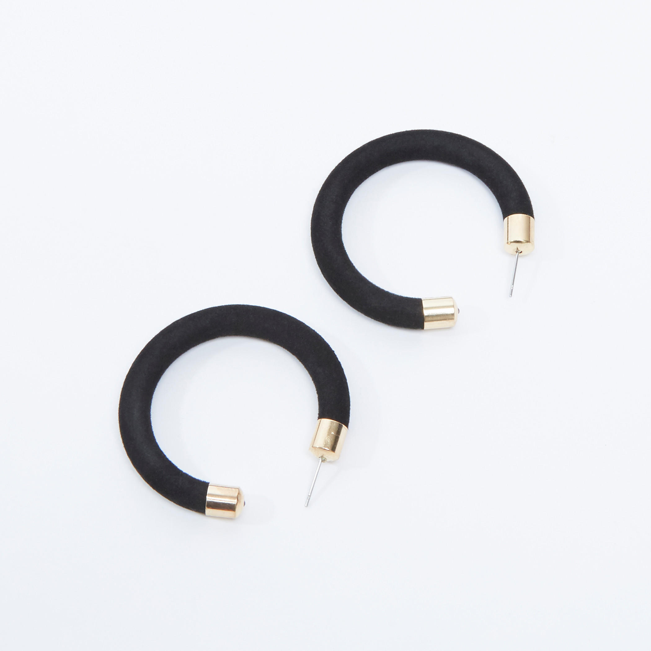 حلقان طوق بارزة الملمس بمكبس إغلاق-women-watchesandjewellery-jewellery-earrings-image-4