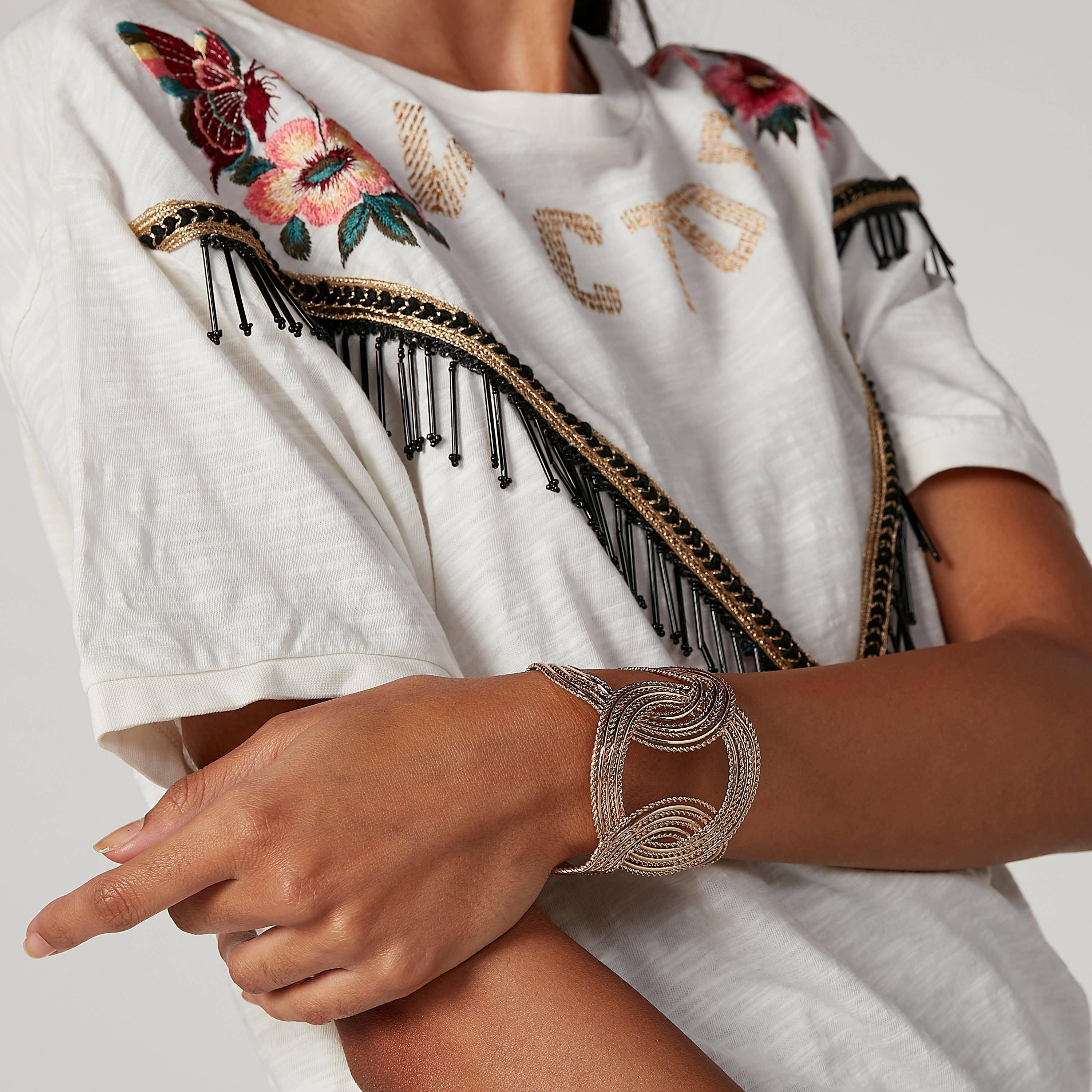 Embellished Bracelet-women-watchesandjewellery-jewellery-banglesandbracelets-image-2