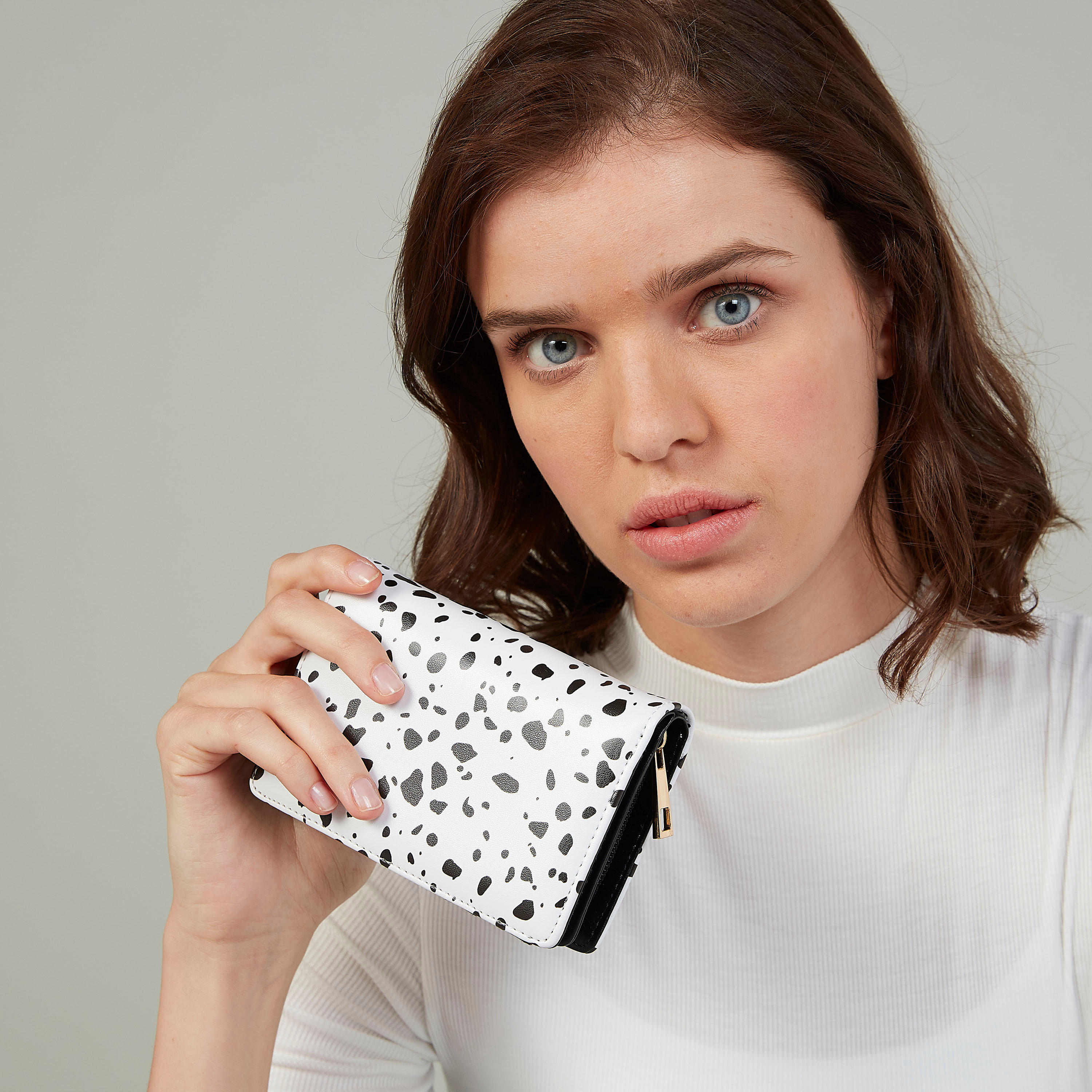 Printed Wallet with Zip Closure-women-bagsandwallets-wallets-image-2