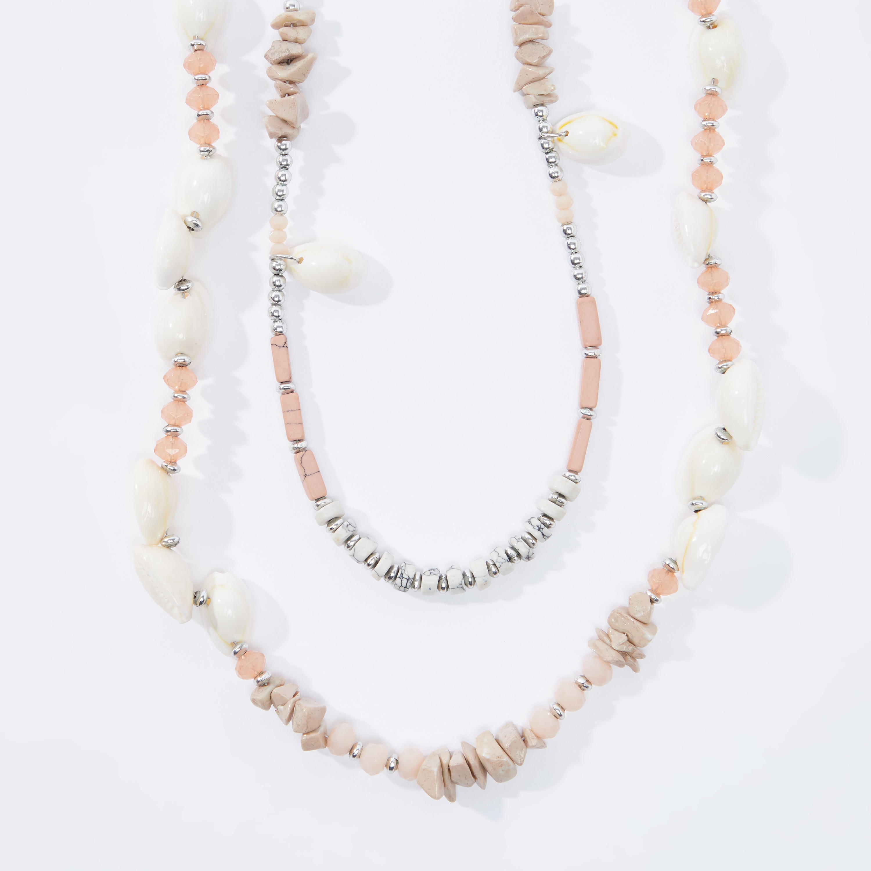 قلادة متعدّدة الطبقات مزيّنة بالخرز بمشبك إغلاق-women-watchesandjewellery-jewellery-necklacesandpendants-image-3