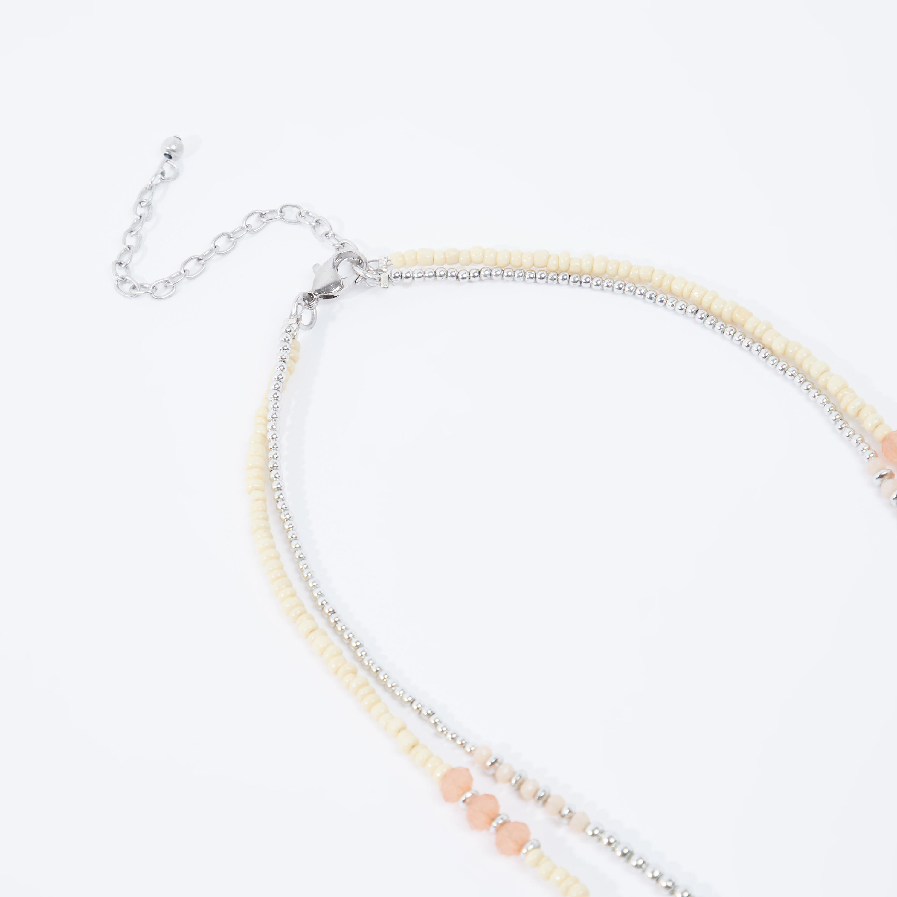 قلادة متعدّدة الطبقات مزيّنة بالخرز بمشبك إغلاق-women-watchesandjewellery-jewellery-necklacesandpendants-image-4
