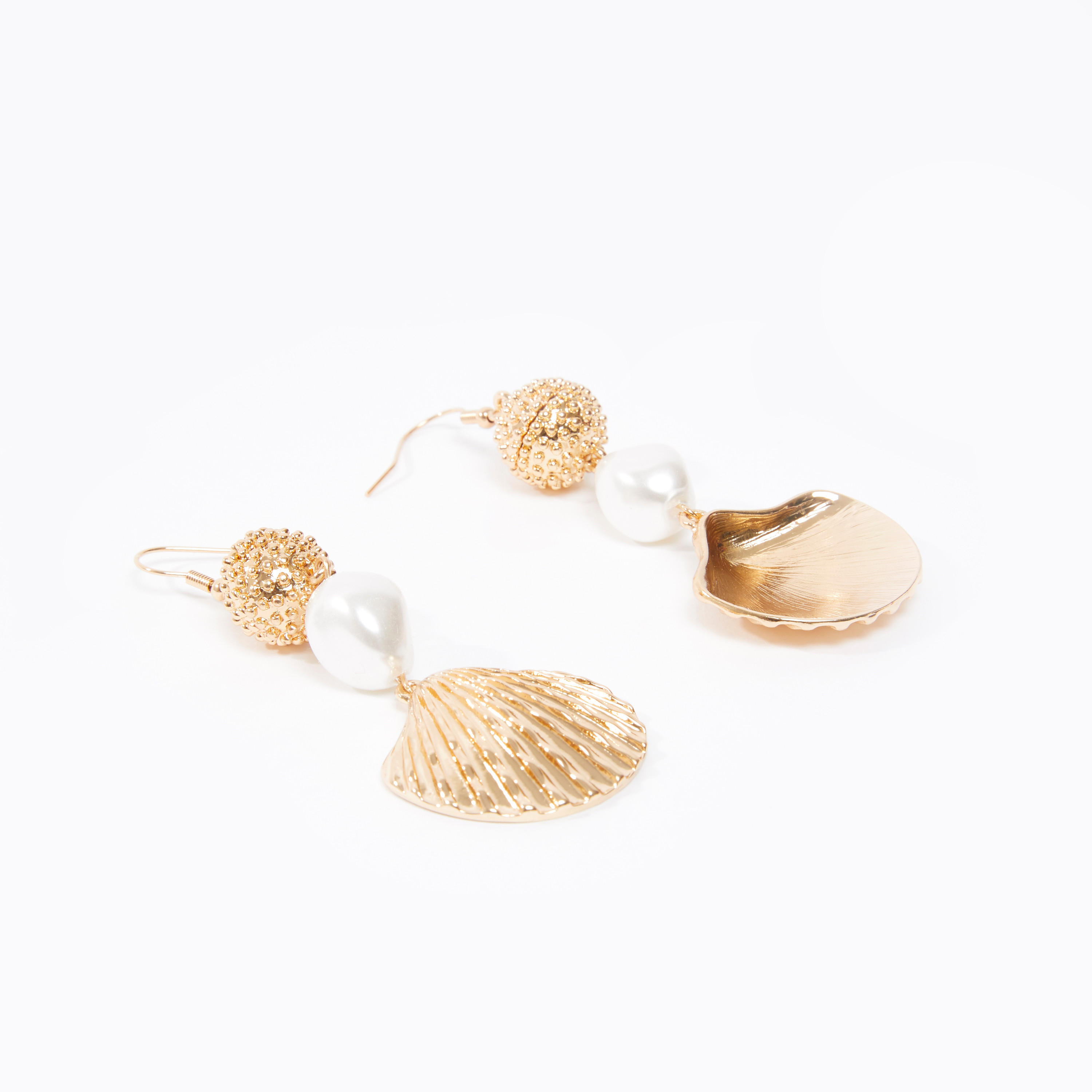 حلق مزيّن بدلاّية وخطّاف-women-watchesandjewellery-jewellery-earrings-image-3