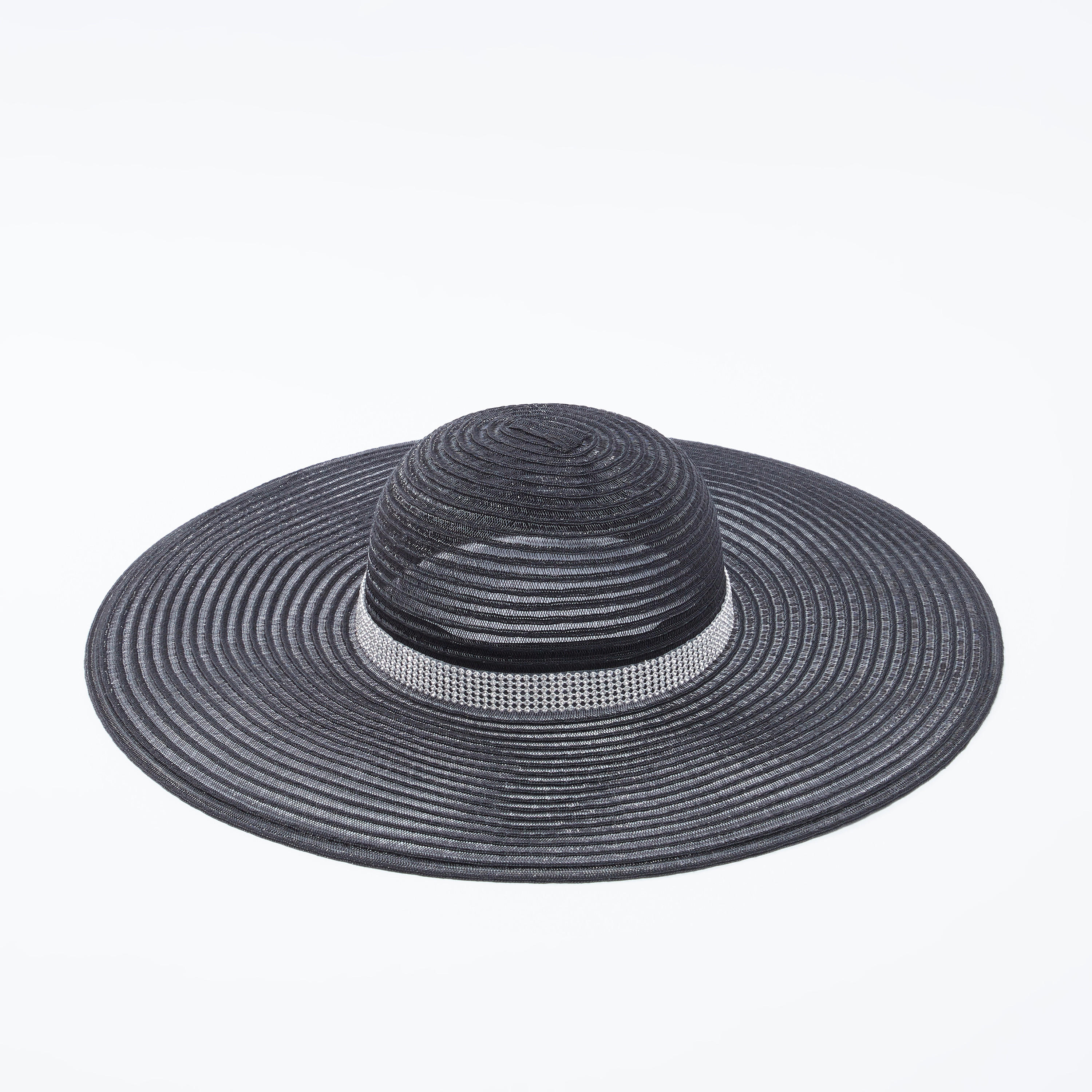 قبّعة بارزة الملمس بتفاصيل مرصّعة-women-clothingaccessories-capsandhats-image-1