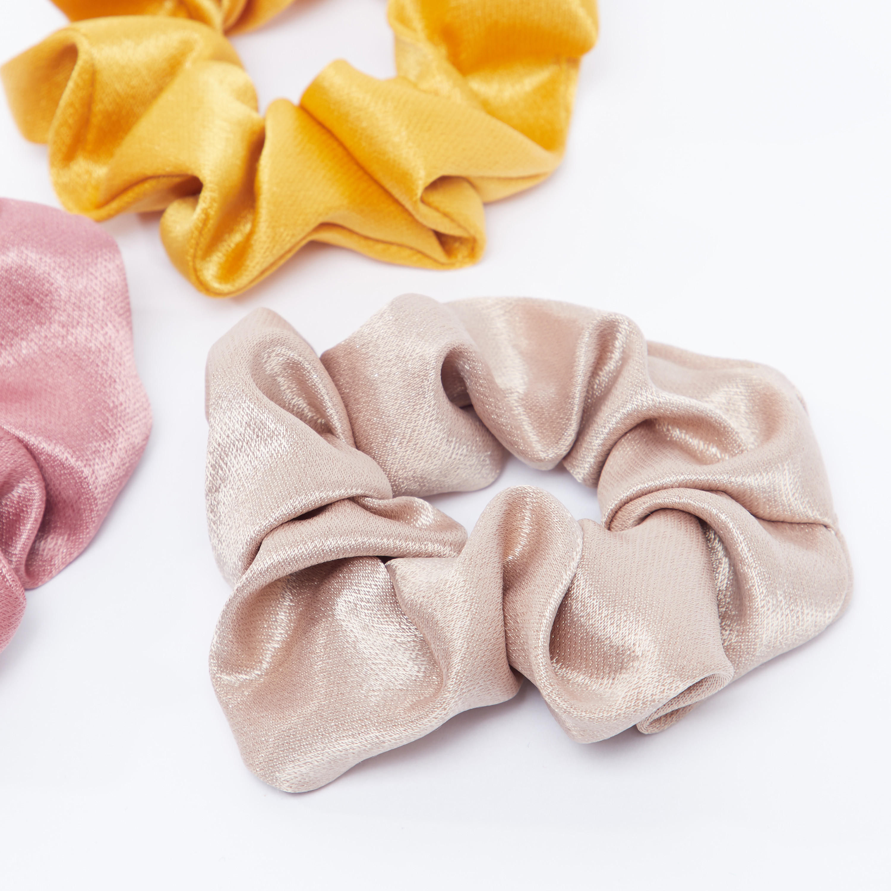 ربطات شعر متنوّعة - طقم من 3 قطع-women-hairaccessories-image-2