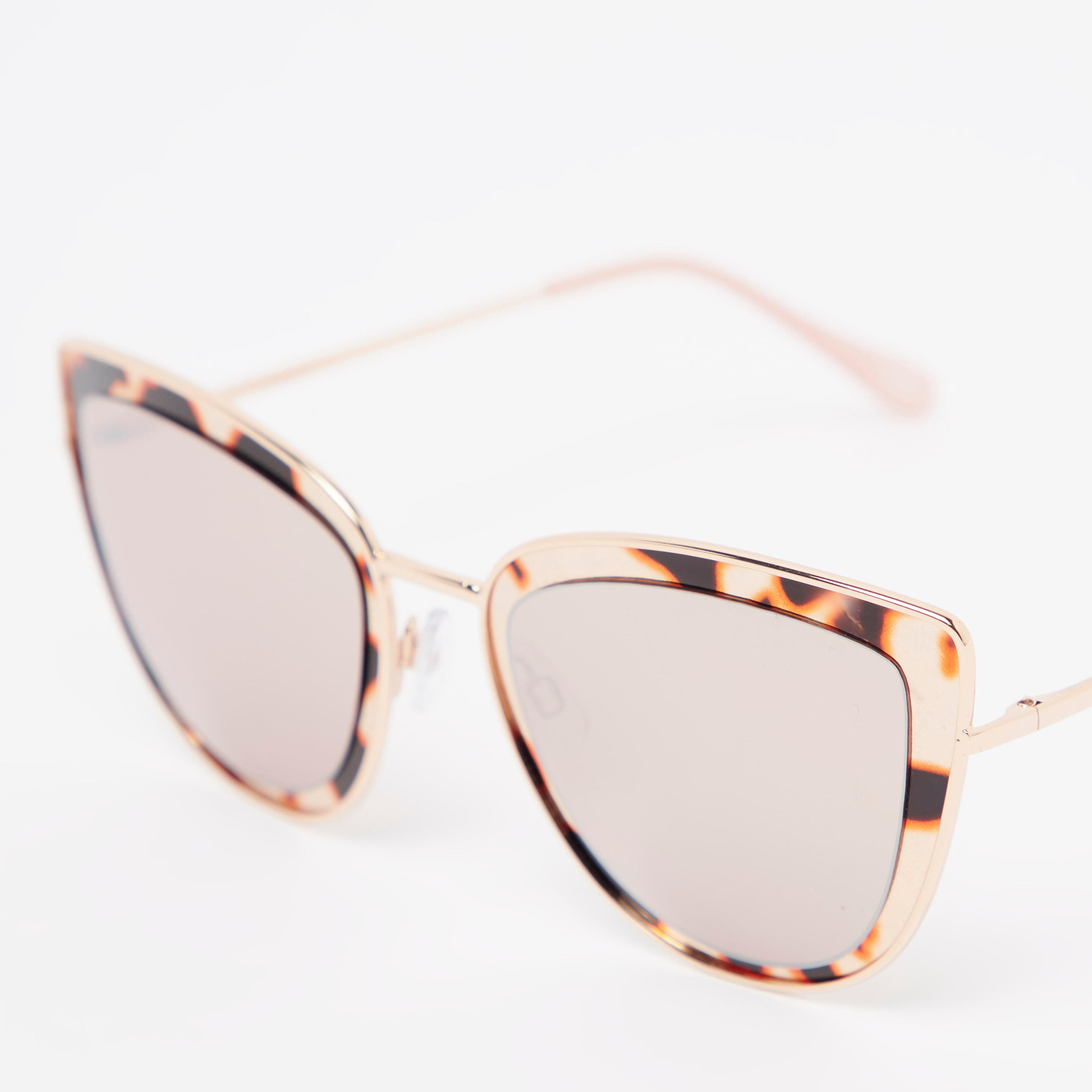 نظّارة شمسية عين قطة بإطار كامل وتزيينات-women-sunglasses-image-3