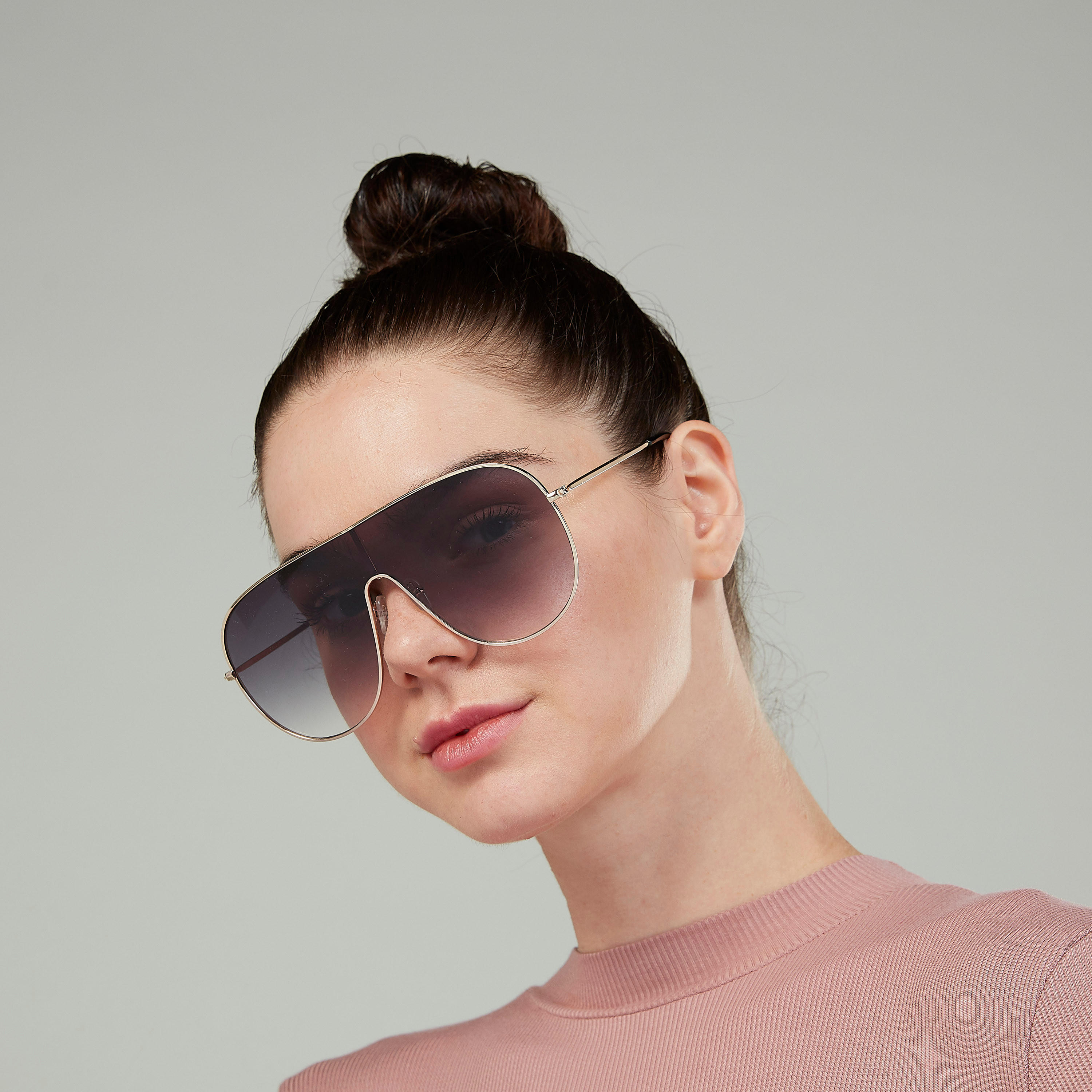 نظّارة شمسية عين قطّة بإطار كامل ووسادات أنف وحواف منحنية-women-sunglasses-image-2