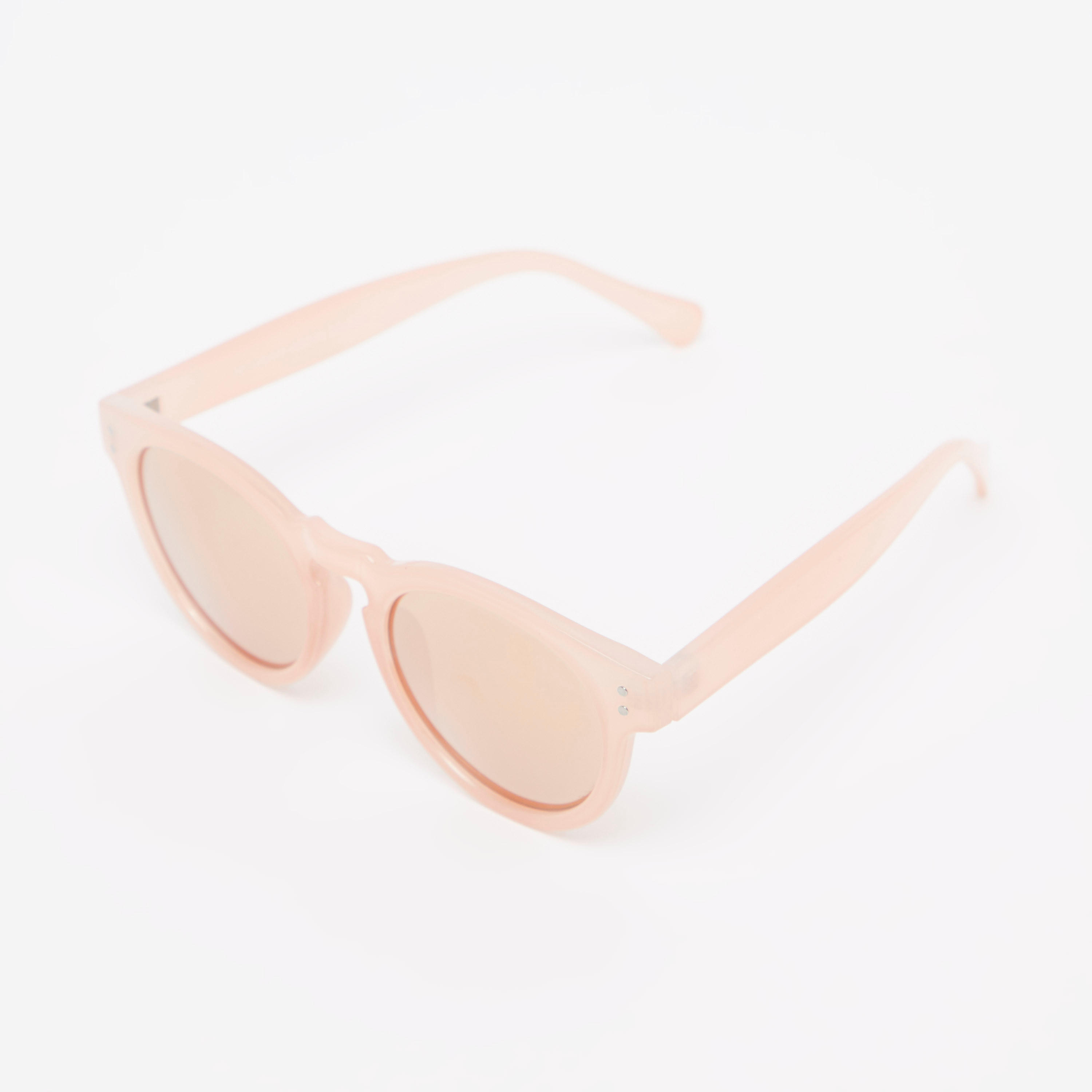نظّارة شمسية واي فيرار بإطار كامل ووسادات أنف-women-sunglasses-image-1