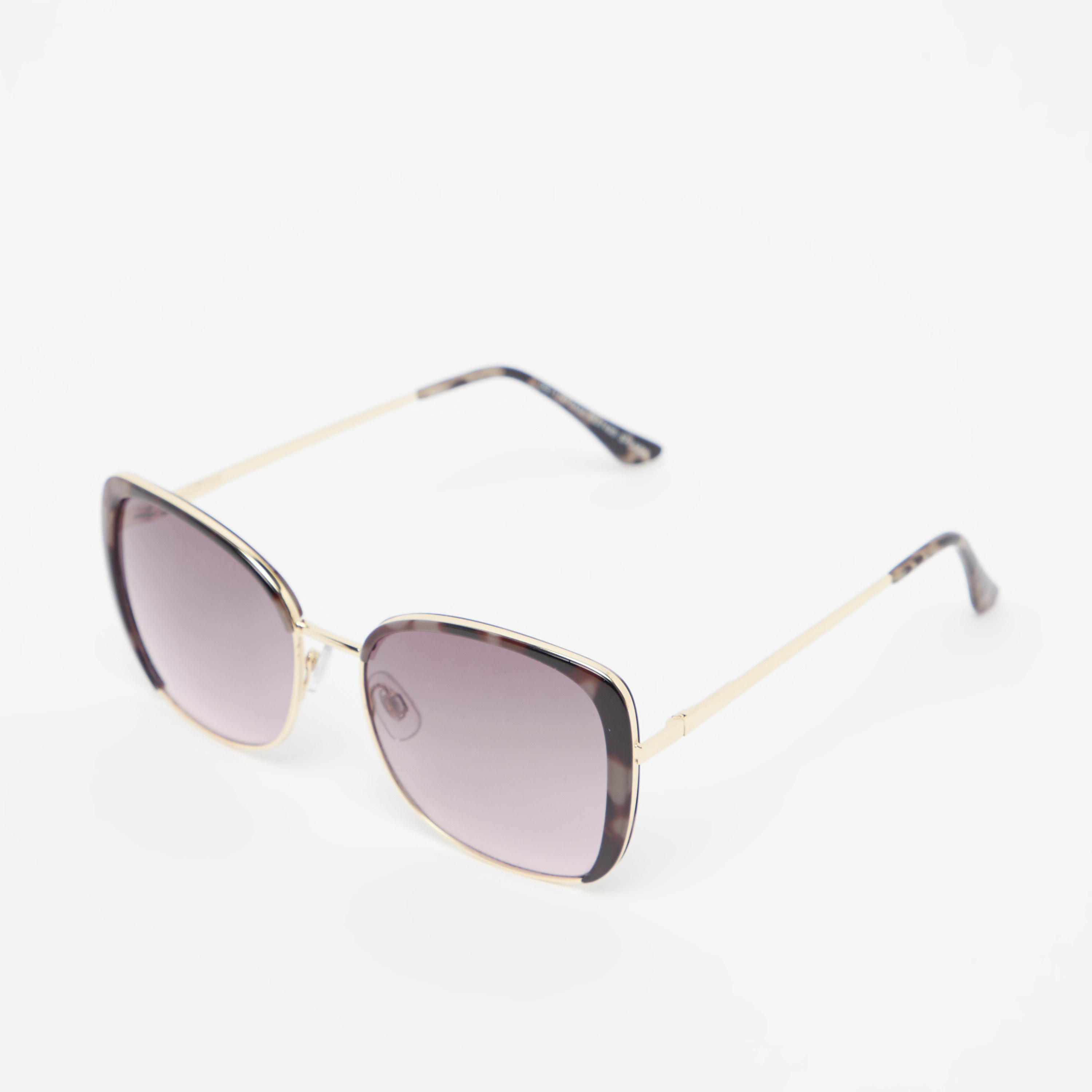 نظّارة شمسية واي فيرار بإطار كامل ووسادات أنف-women-sunglasses-image-1