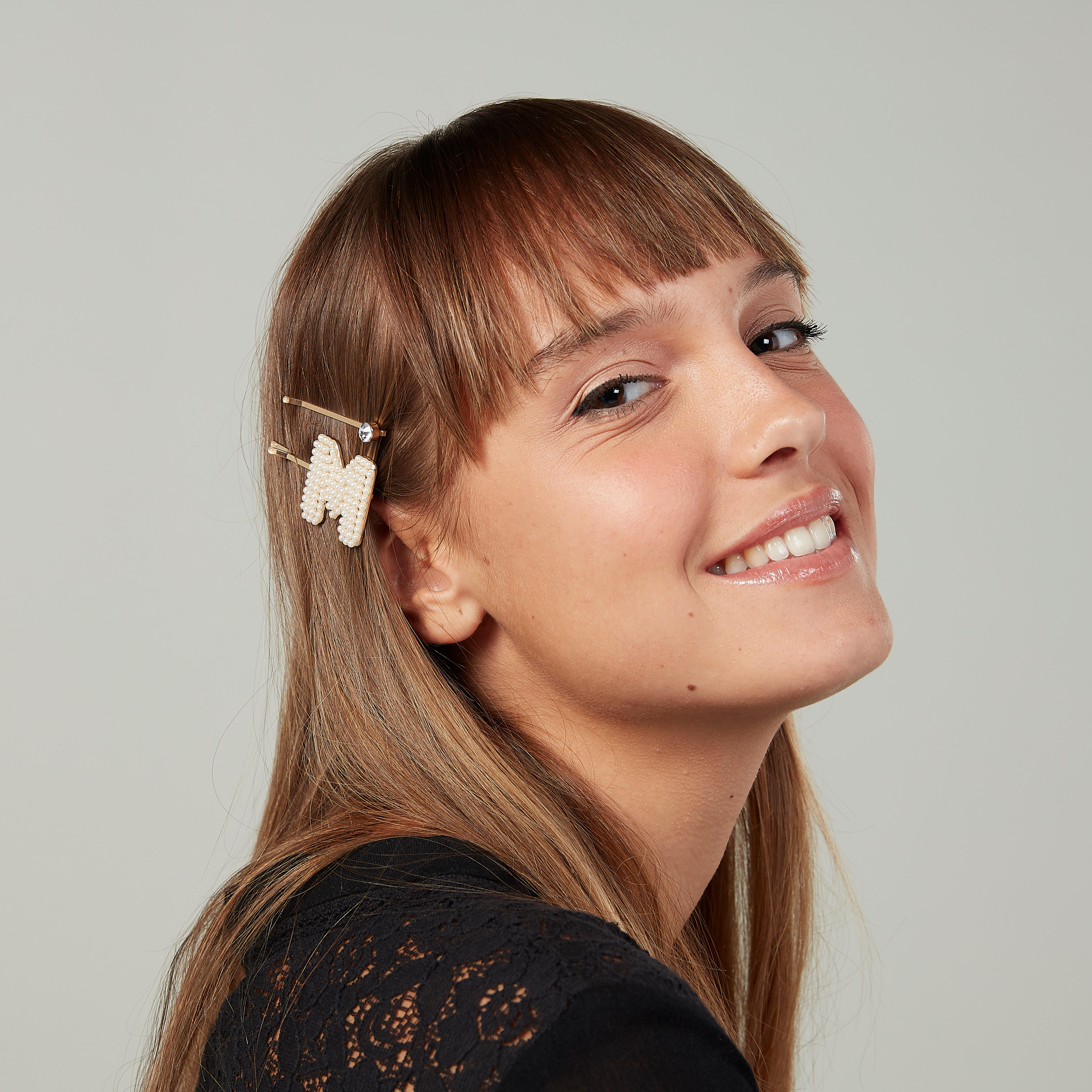 دبابيس شعر مزيّنة - طقم من 3 قطع-women-hairaccessories-image-2