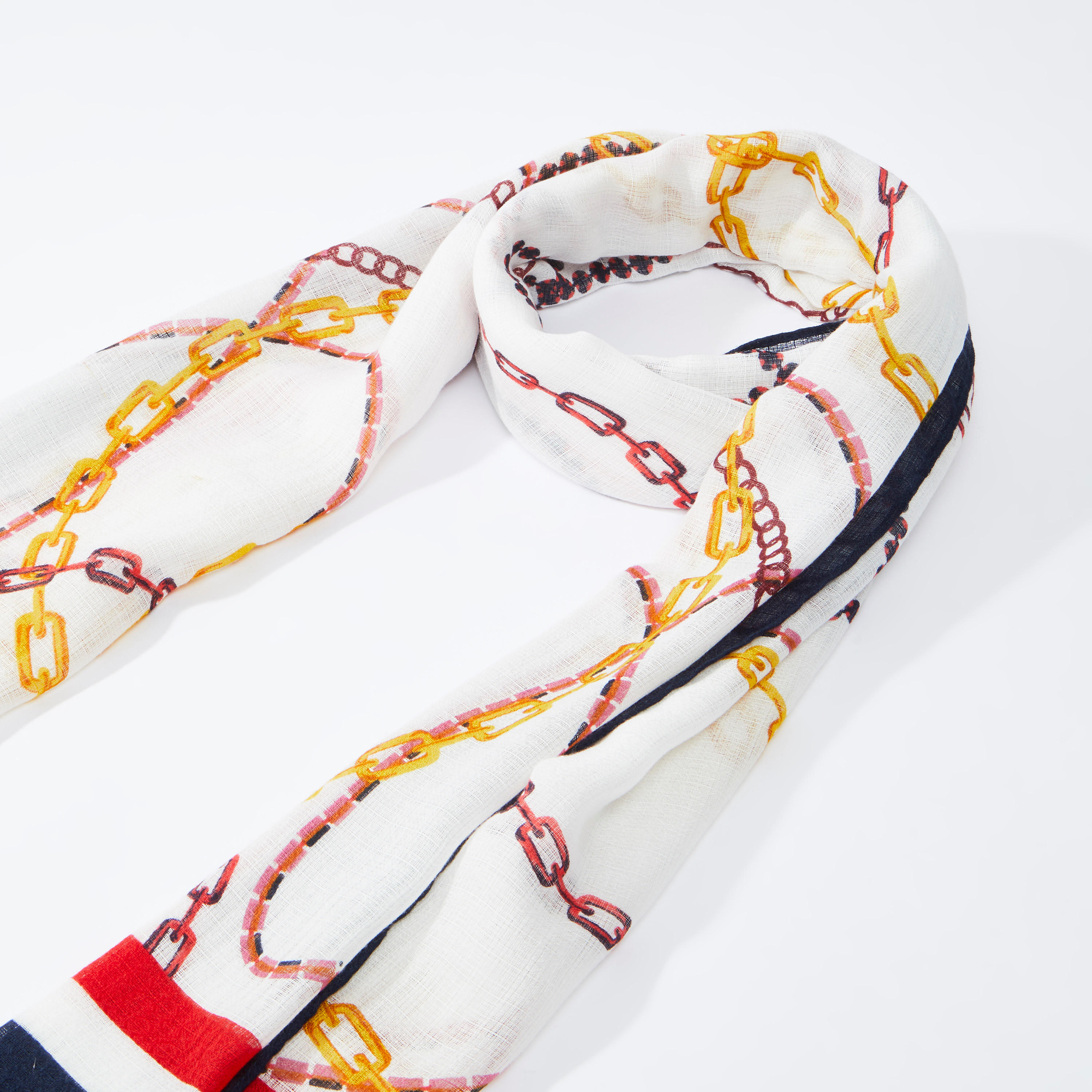 وشاح بطبعات وشراشيب-women-clothingaccessories-scarves-image-3