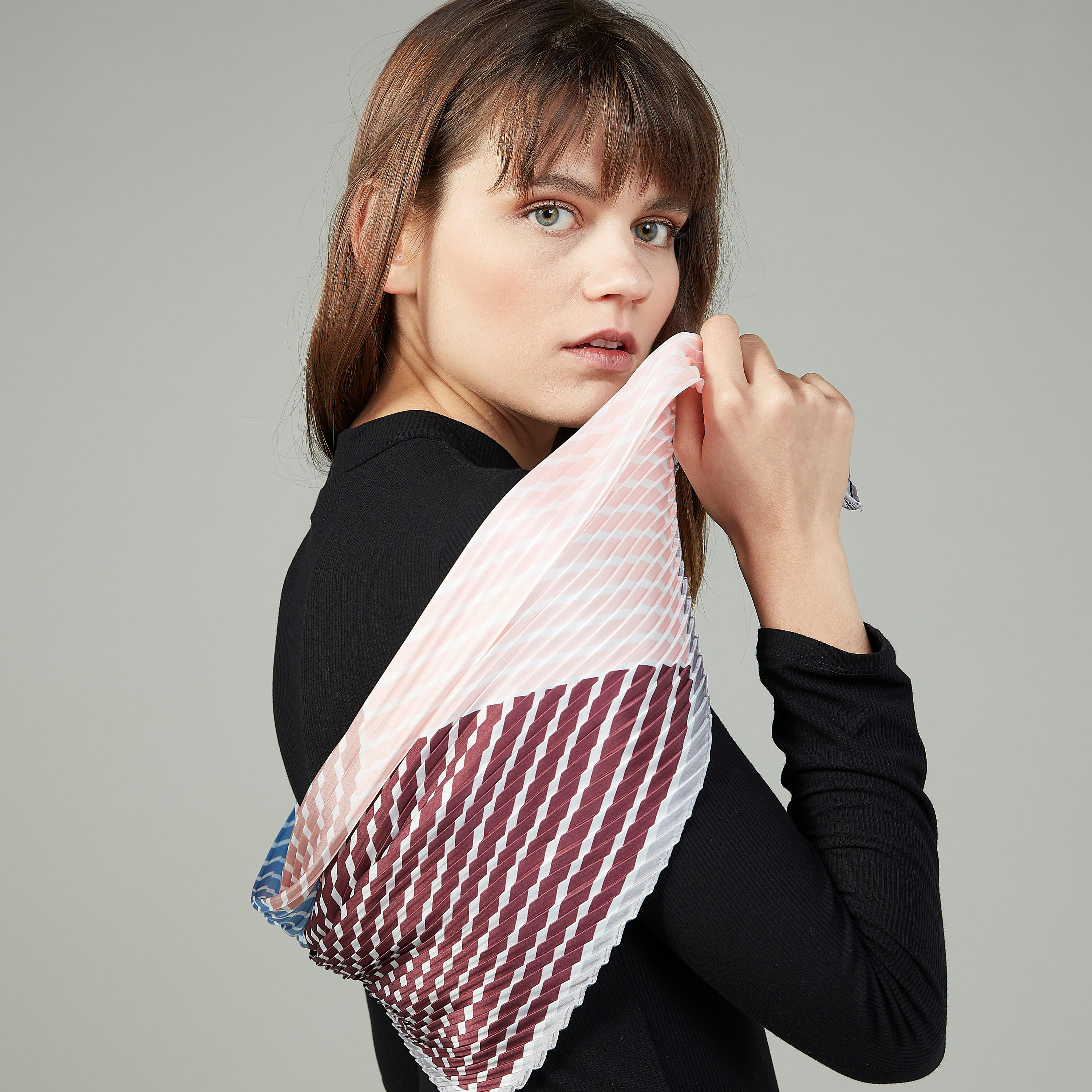وشاح مخطط بتفاصيل ثنيات-women-clothingaccessories-scarves-image-2
