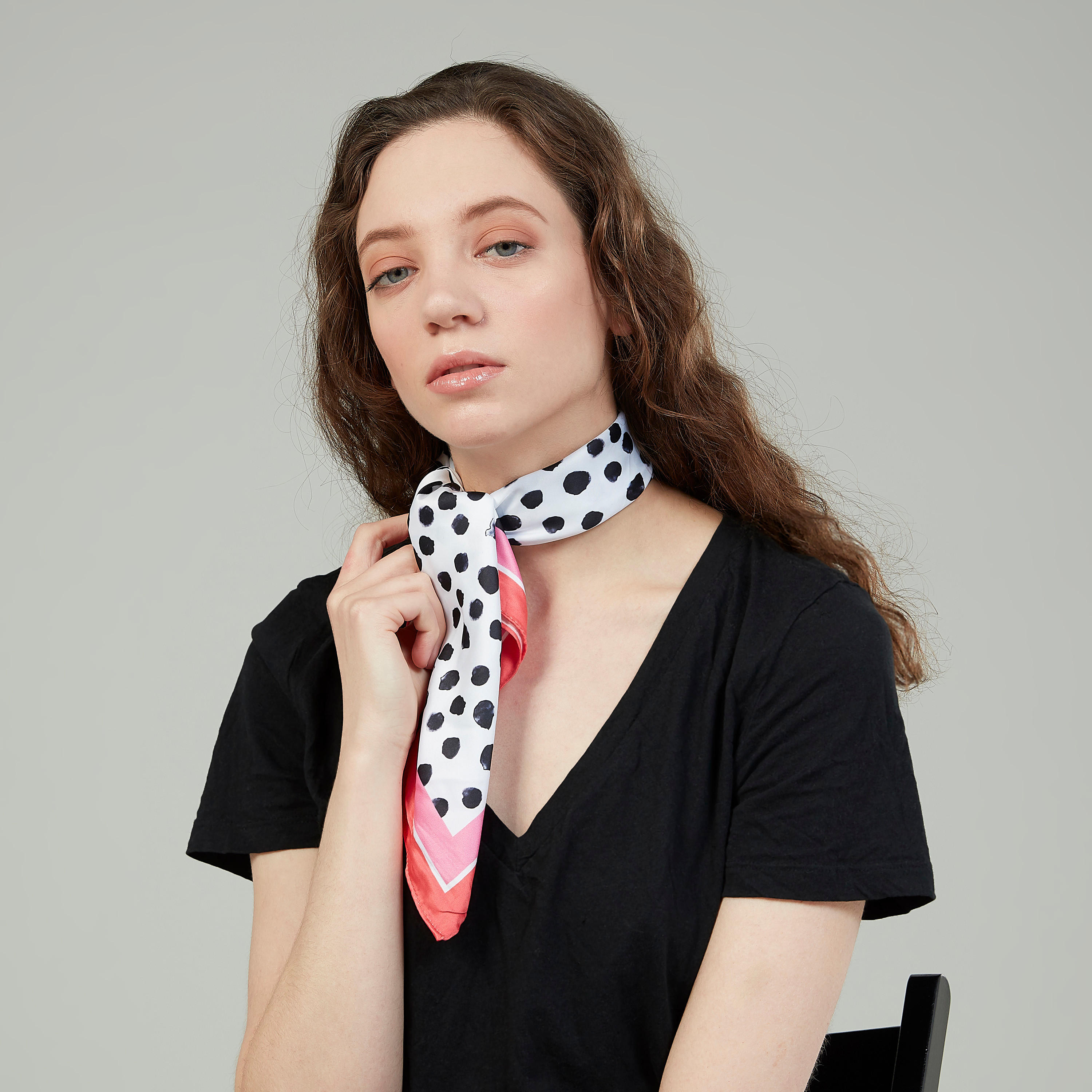 وشاح بطبعات وأربطة-women-clothingaccessories-scarves-image-2