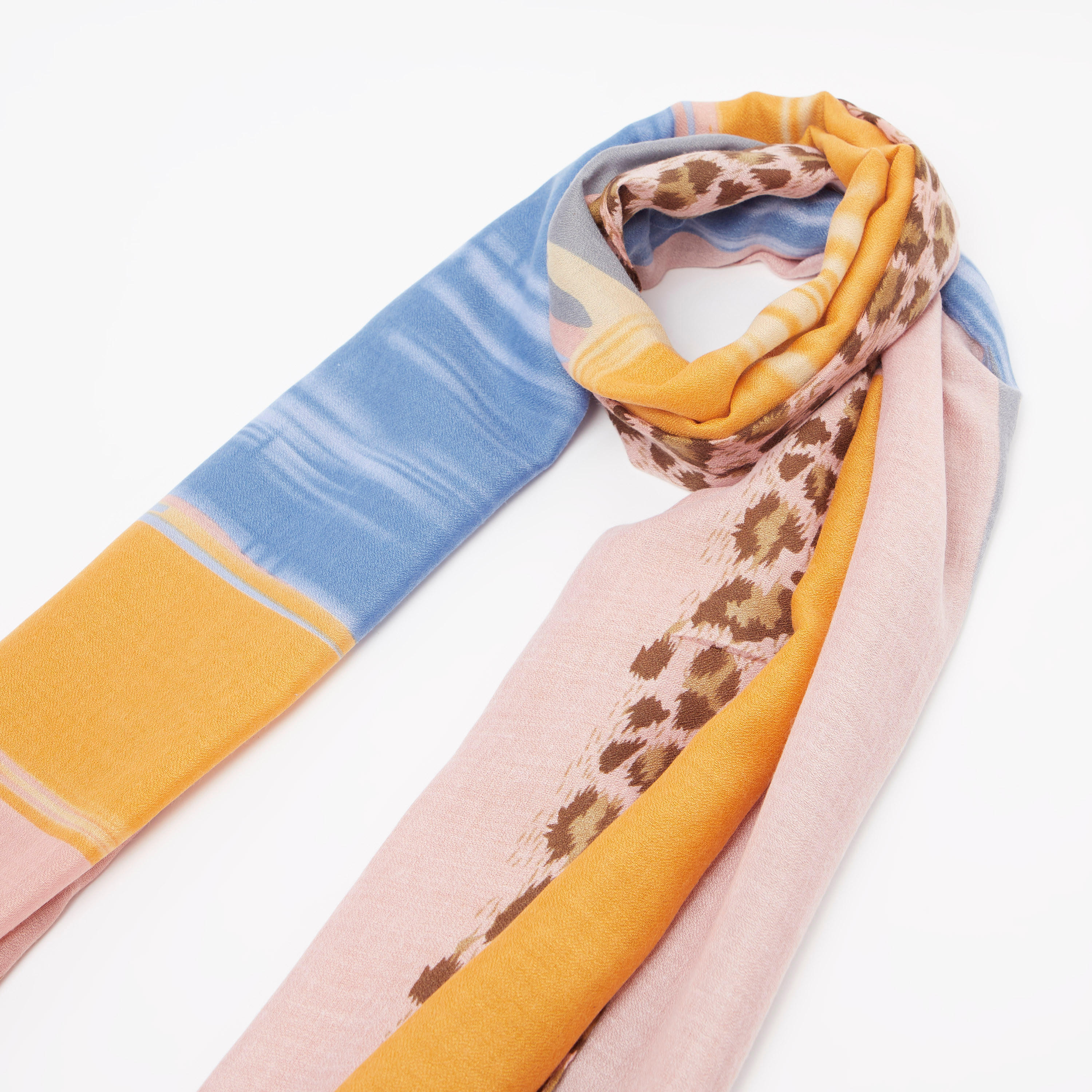وشاح بطبعات-women-clothingaccessories-scarves-image-3