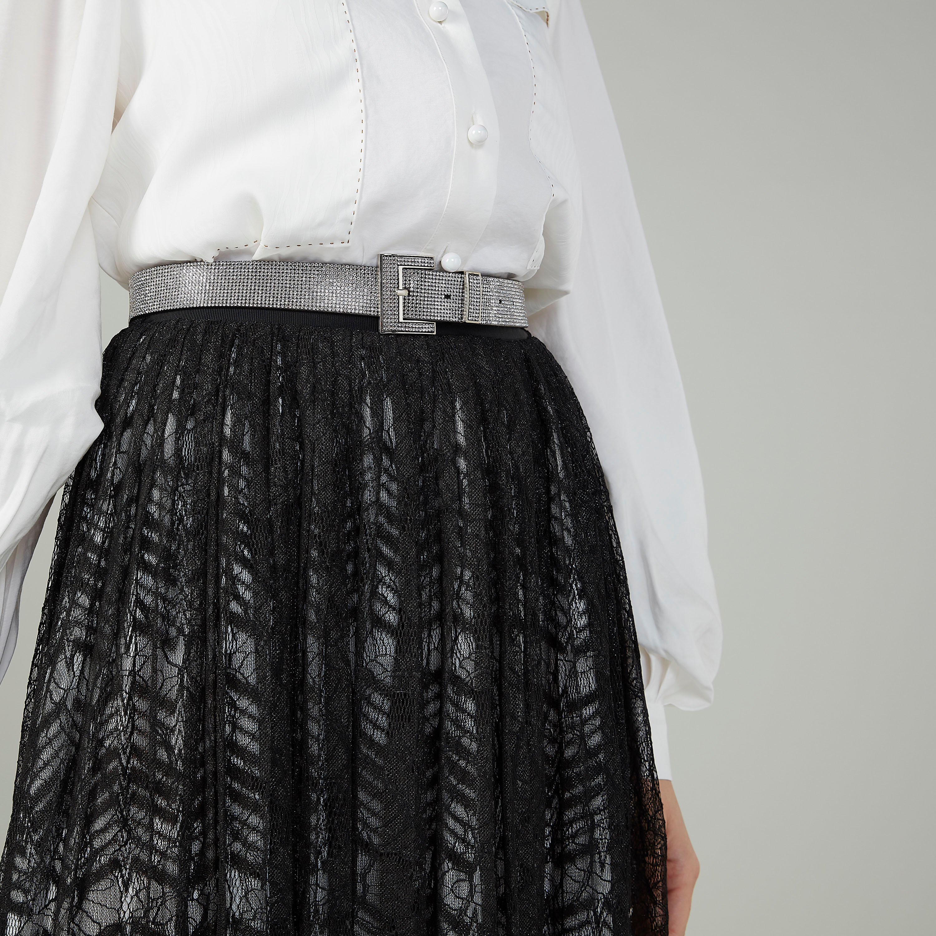 حزام مزيّن بإبزيم بدبوس-women-clothingaccessories-belts-image-2