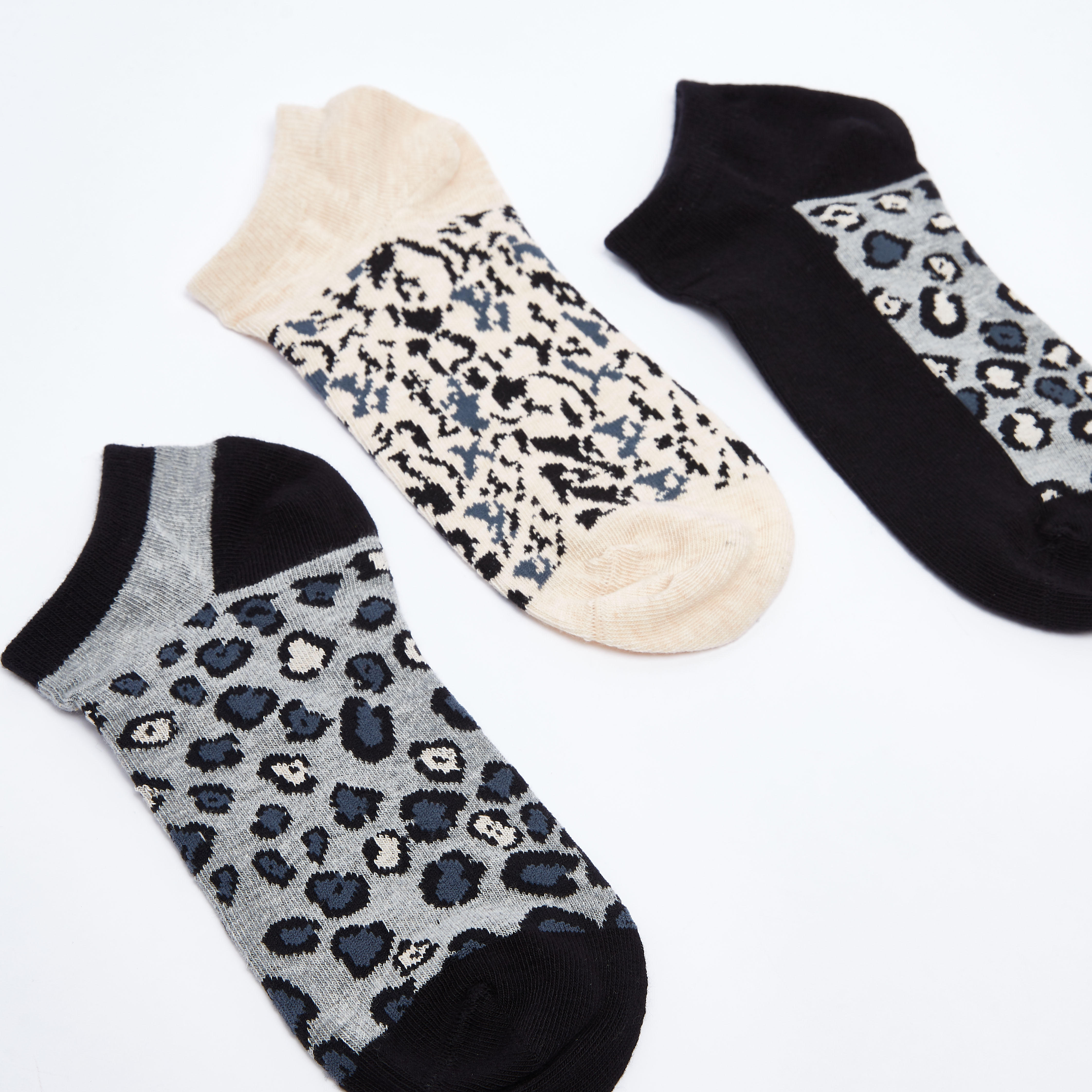 Set of 3 - Printed Ankle Length Socks with Cuffed Hem-women-socksandstockings-image-3
