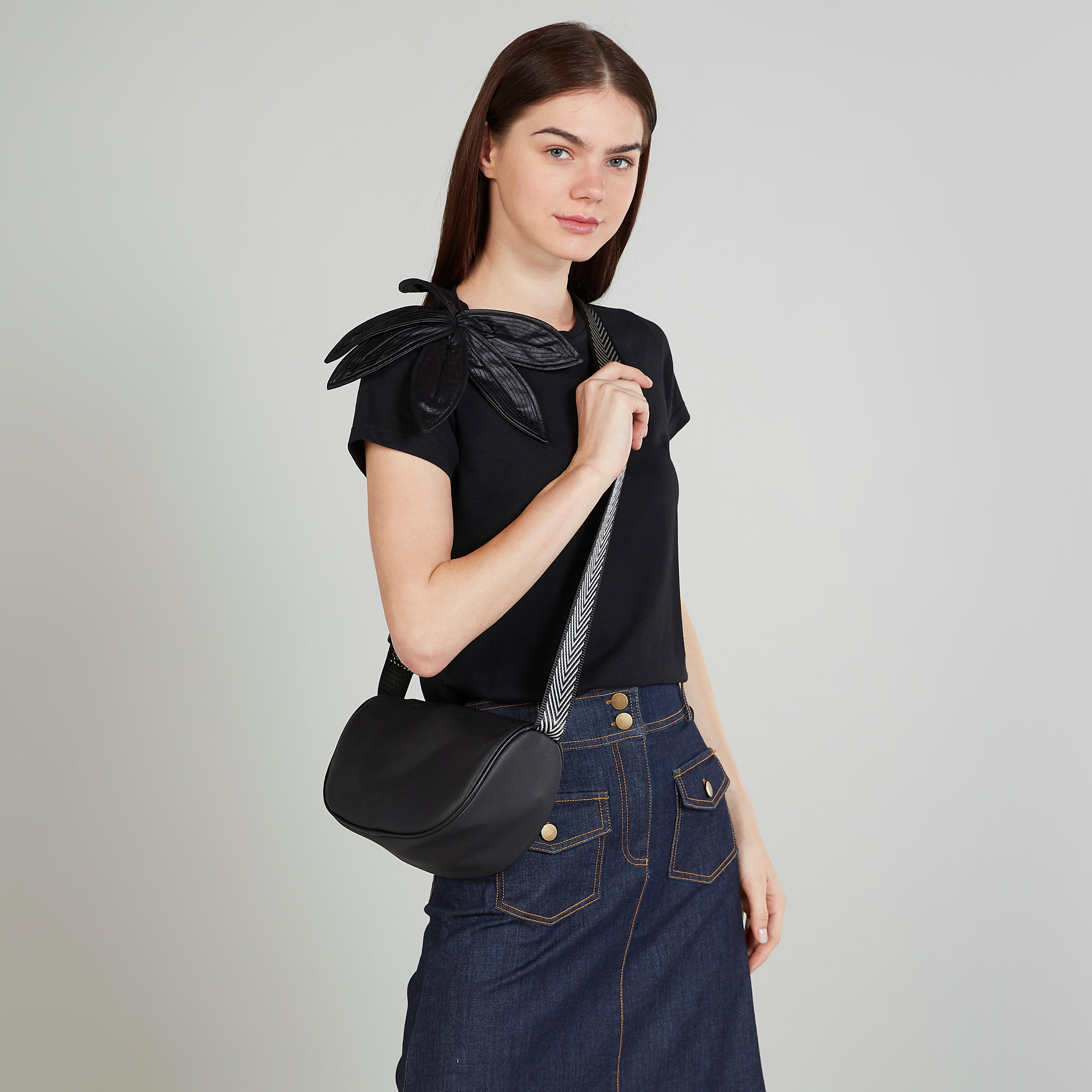 شنطة كروس بودي بارزة الملمس بسحاب إغلاق وحمّالة قابلة للتعديل-women-bagsandwallets-handbags-image-4