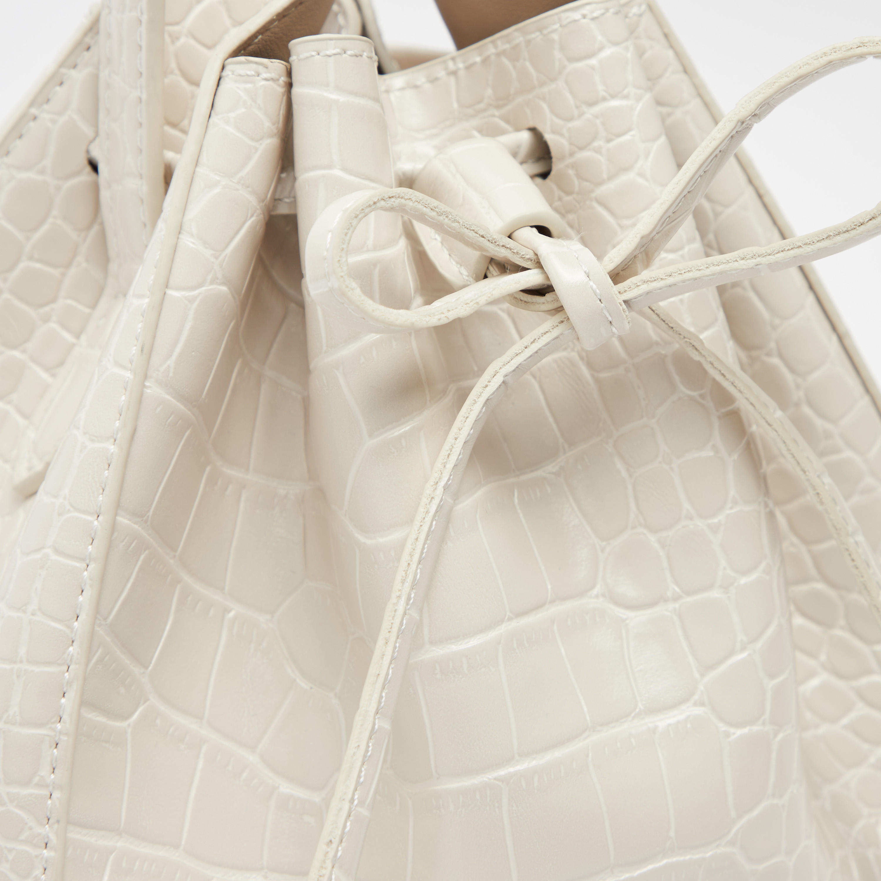 شنطة دلو بارزة الملمس برباط إغلاق وحزام-women-bagsandwallets-handbags-image-4