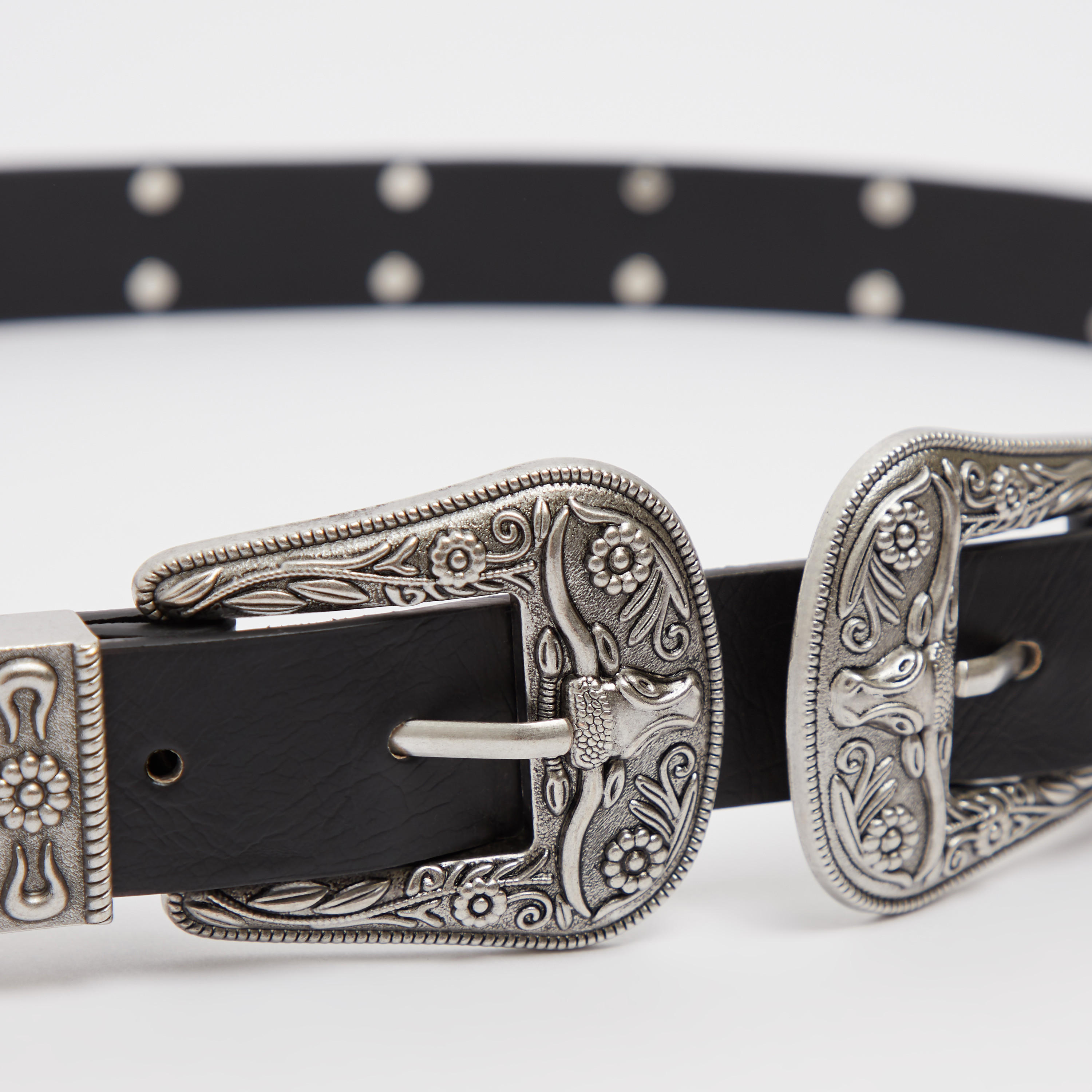 حزام بزينة ميتاليك وإبزيم بدبوس وتفاصيل لؤلؤ-women-clothingaccessories-belts-image-2