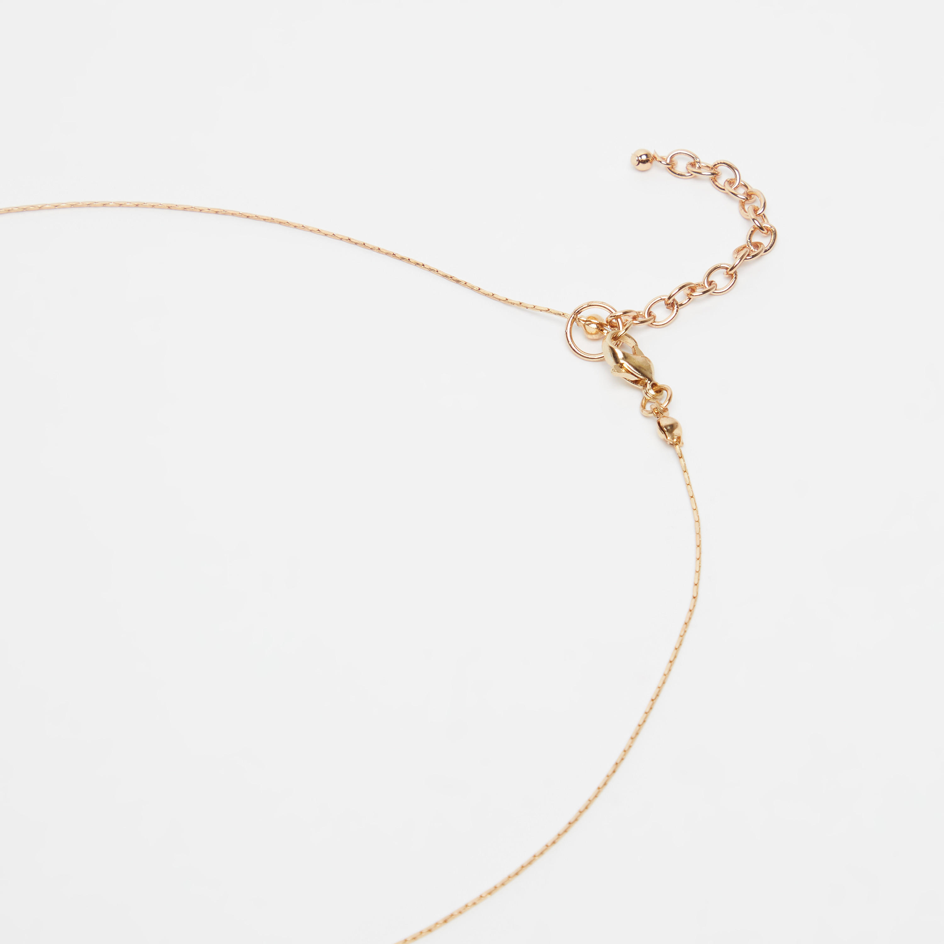 عقد مزيّن بمشبك إغلاق-women-watchesandjewellery-jewellery-necklacesandpendants-image-1