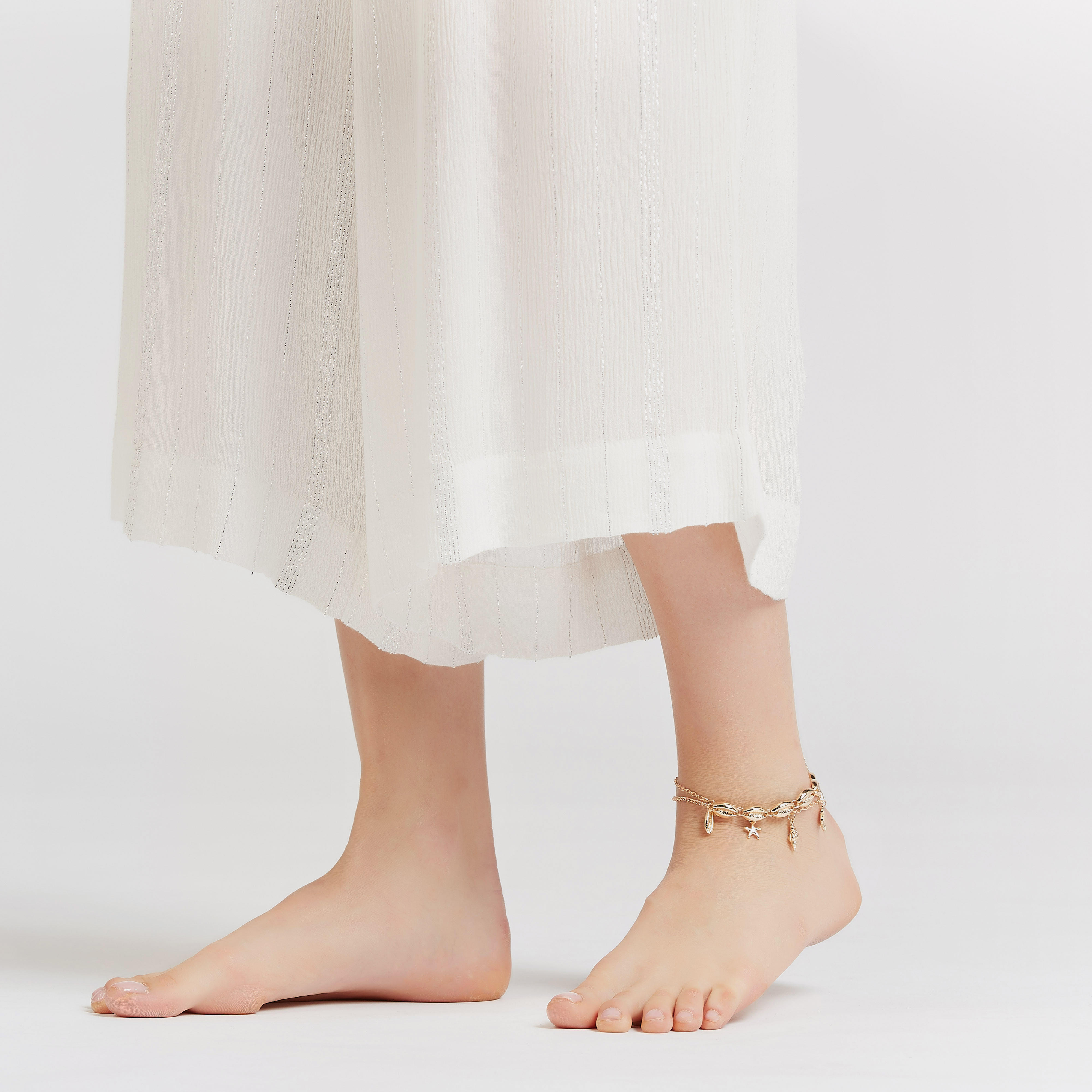 طقم خلخال بتزيينات متنوّعة بمشبك إغلاق - قطعتين-women-watchesandjewellery-jewellery-anklets-image-2