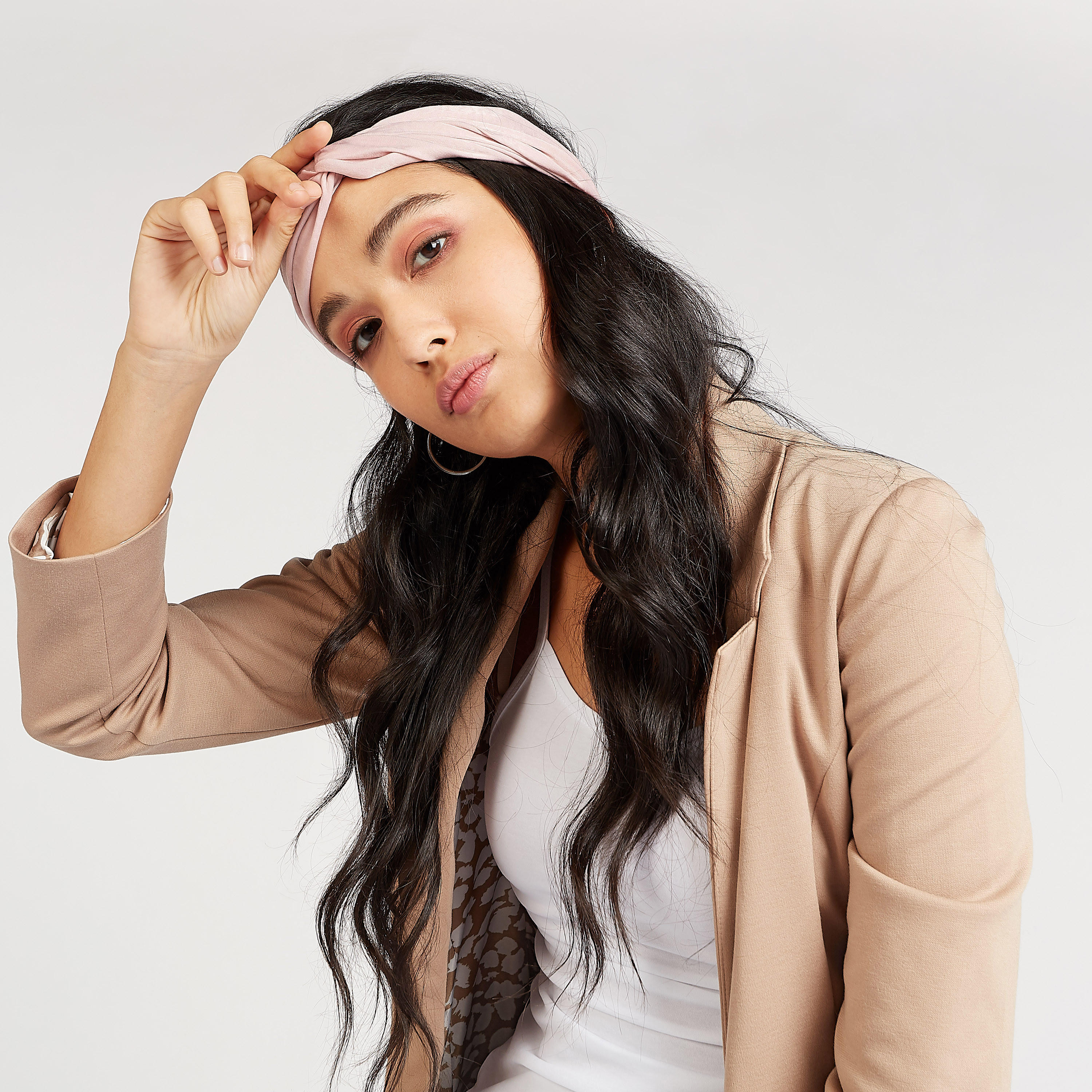 شريطة رأس بتفاصيل عقدة بارزة الملمس-women-hairaccessories-image-2