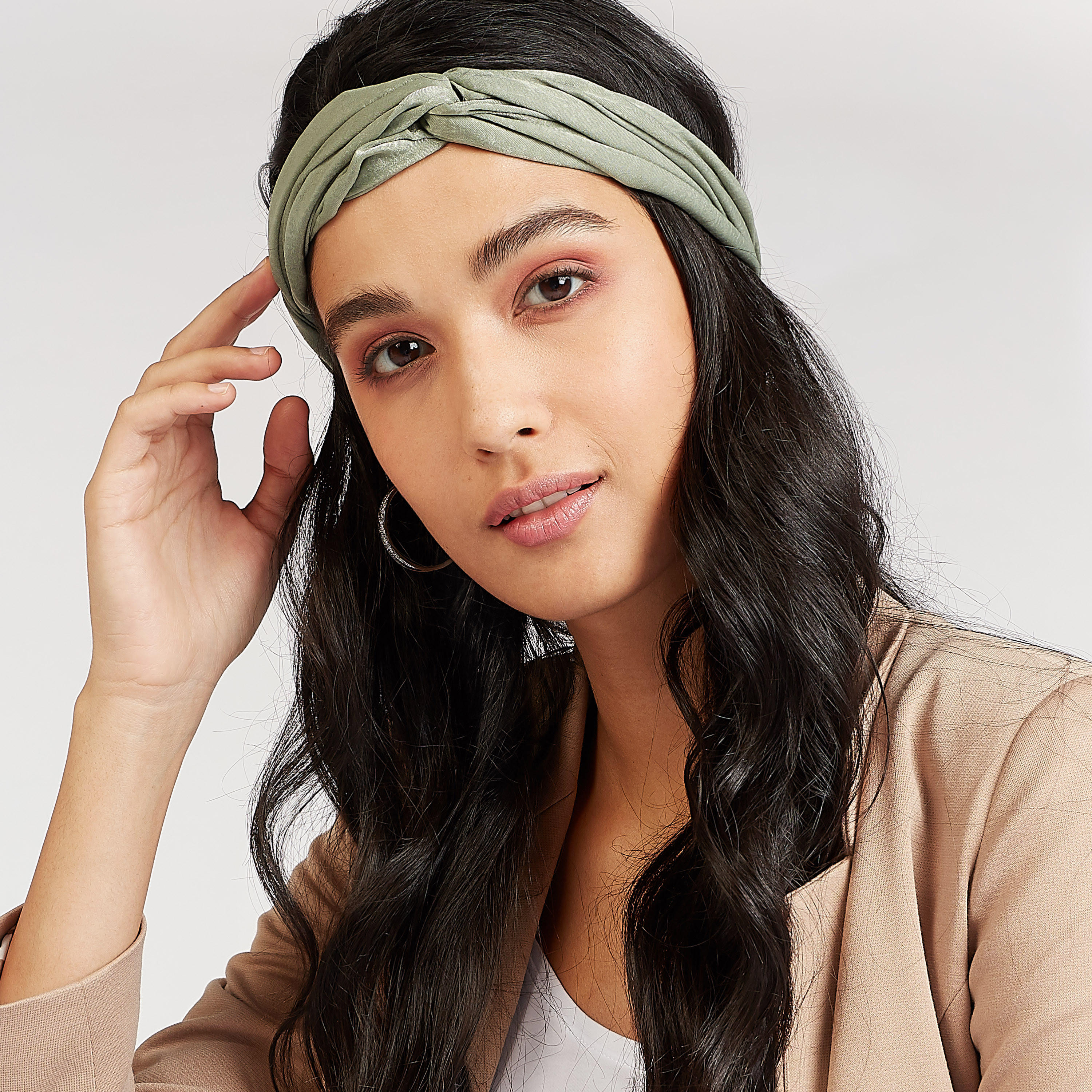 شريطة رأس بتفاصيل عقدة بارزة الملمس-women-hairaccessories-image-2