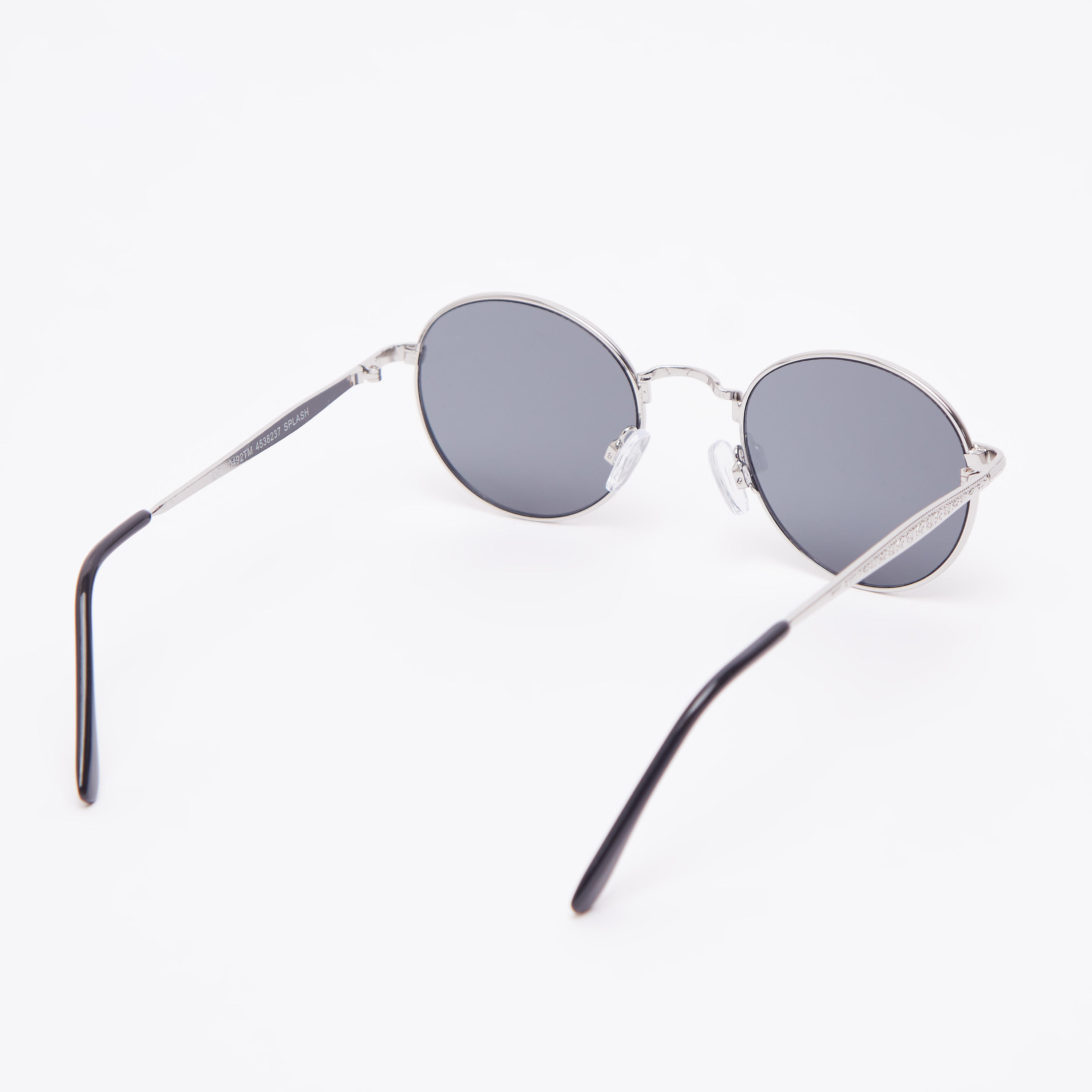نظّارة شمسيّة بإطار كامل بيضاوي ووسادات أنف وشريط علوي-women-sunglasses-image-4