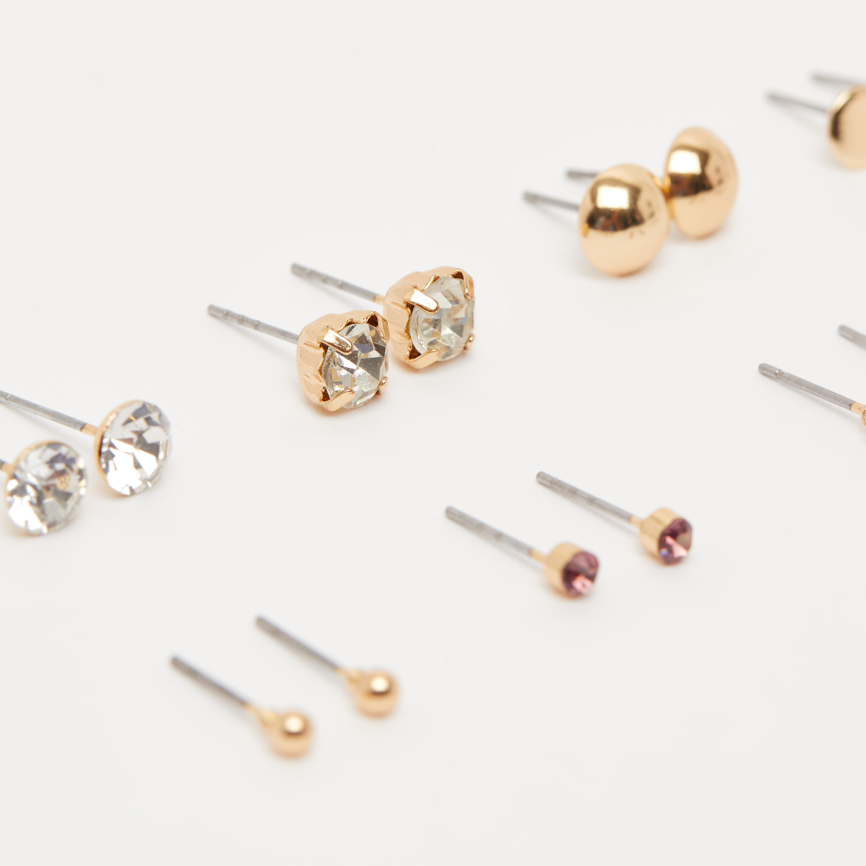 حلقان مرصّعة بتزيينات ومكبس إغلاق - طقم من 14 زوجًا-women-watchesandjewellery-jewellery-earrings-image-2