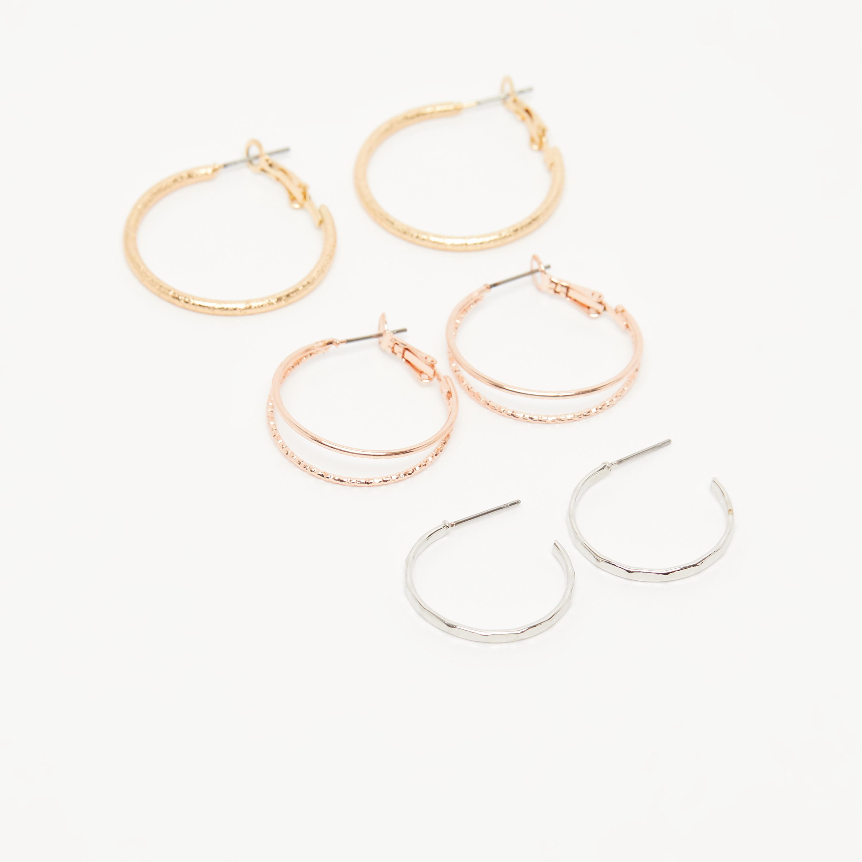حلقان متنوعة بدلّاية وخطّاف إغلاق - طقم من 3 أزواج-women-watchesandjewellery-jewellery-earrings-image-1