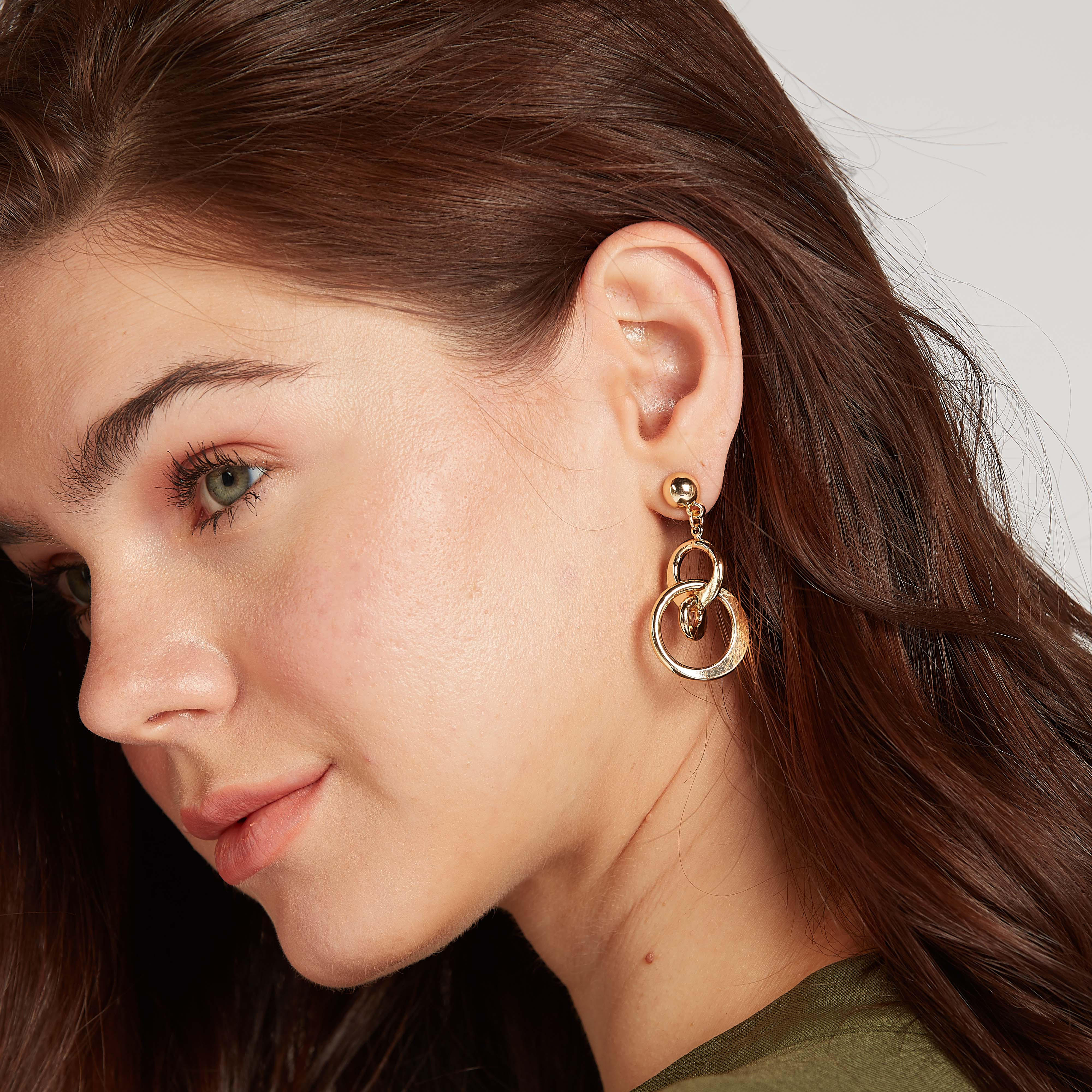 Metallic Dangling Earrings with Pushback Closure-women-watchesandjewellery-jewellery-earrings-image-4
