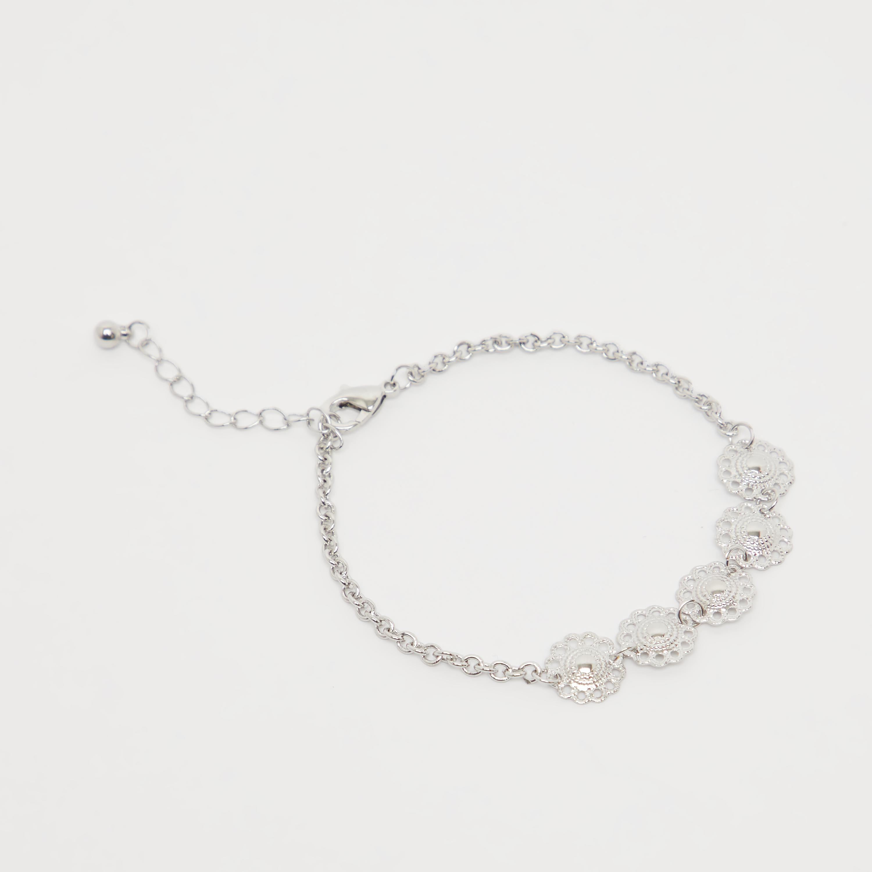 أساور متنوعة بمشبك إغلاق - طقم من 5 قطع-women-watchesandjewellery-jewellery-banglesandbracelets-image-3