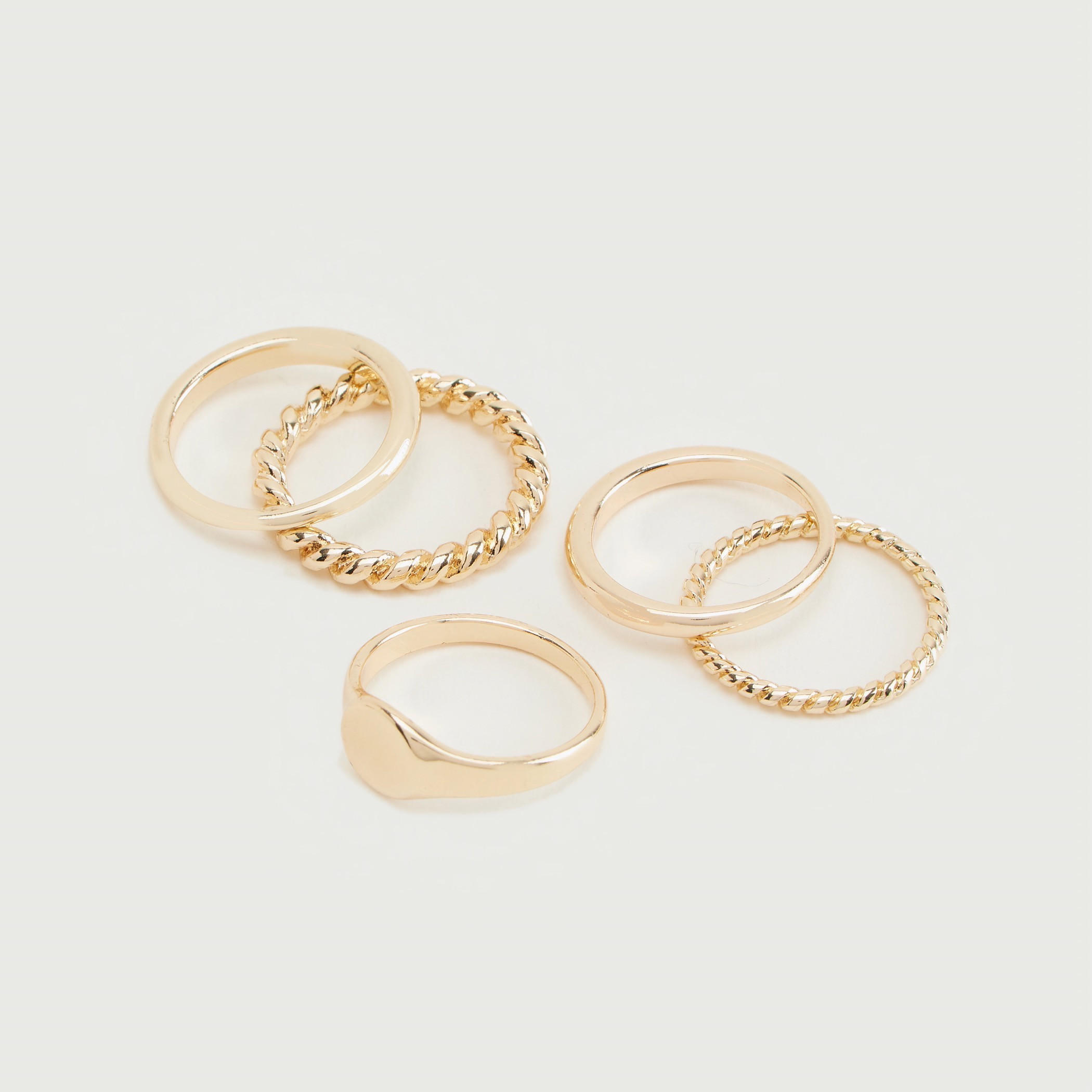 خواتم متنوعة- طقم من 5 قطع-women-watchesandjewellery-jewellery-rings-image-1