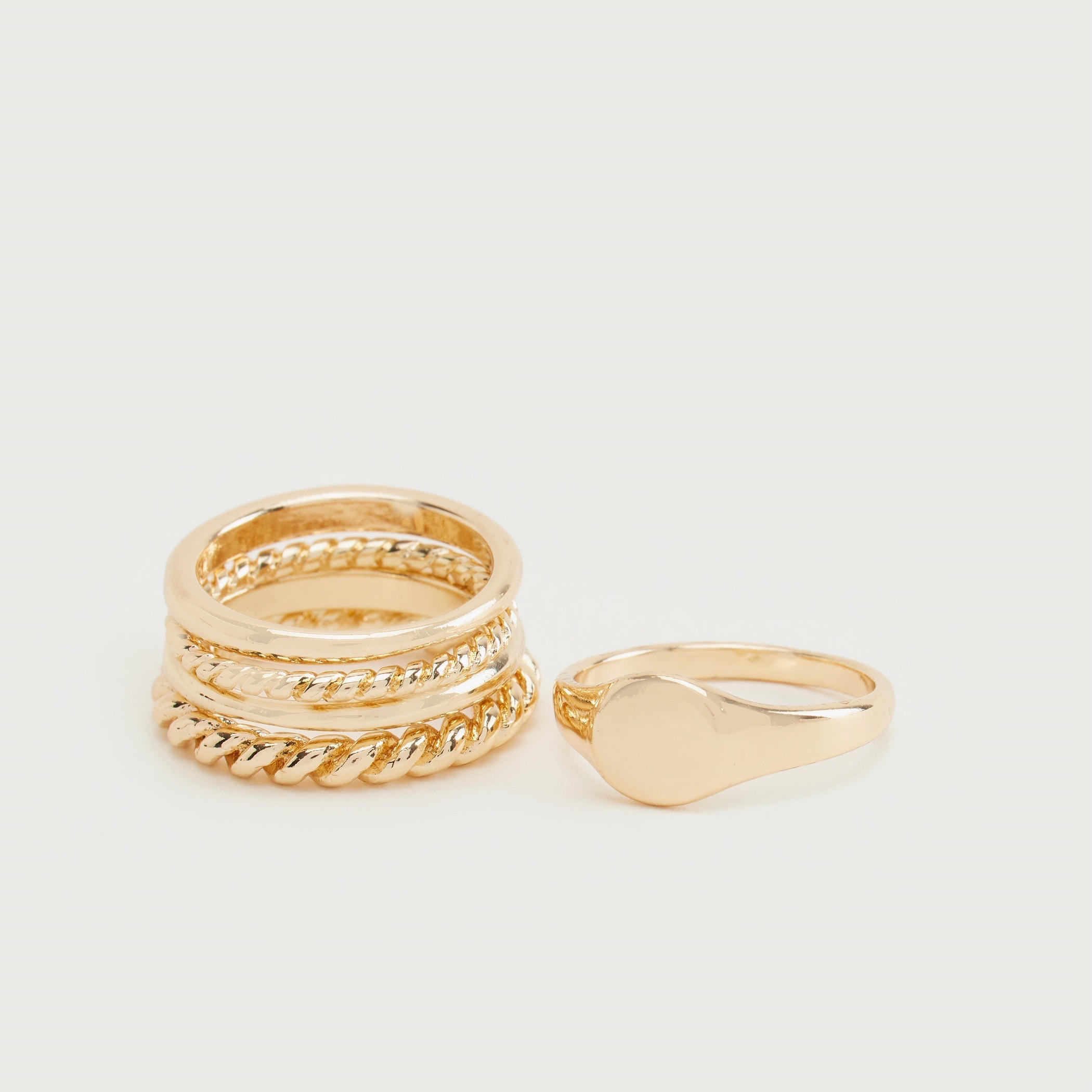 خواتم متنوعة- طقم من 5 قطع-women-watchesandjewellery-jewellery-rings-image-2