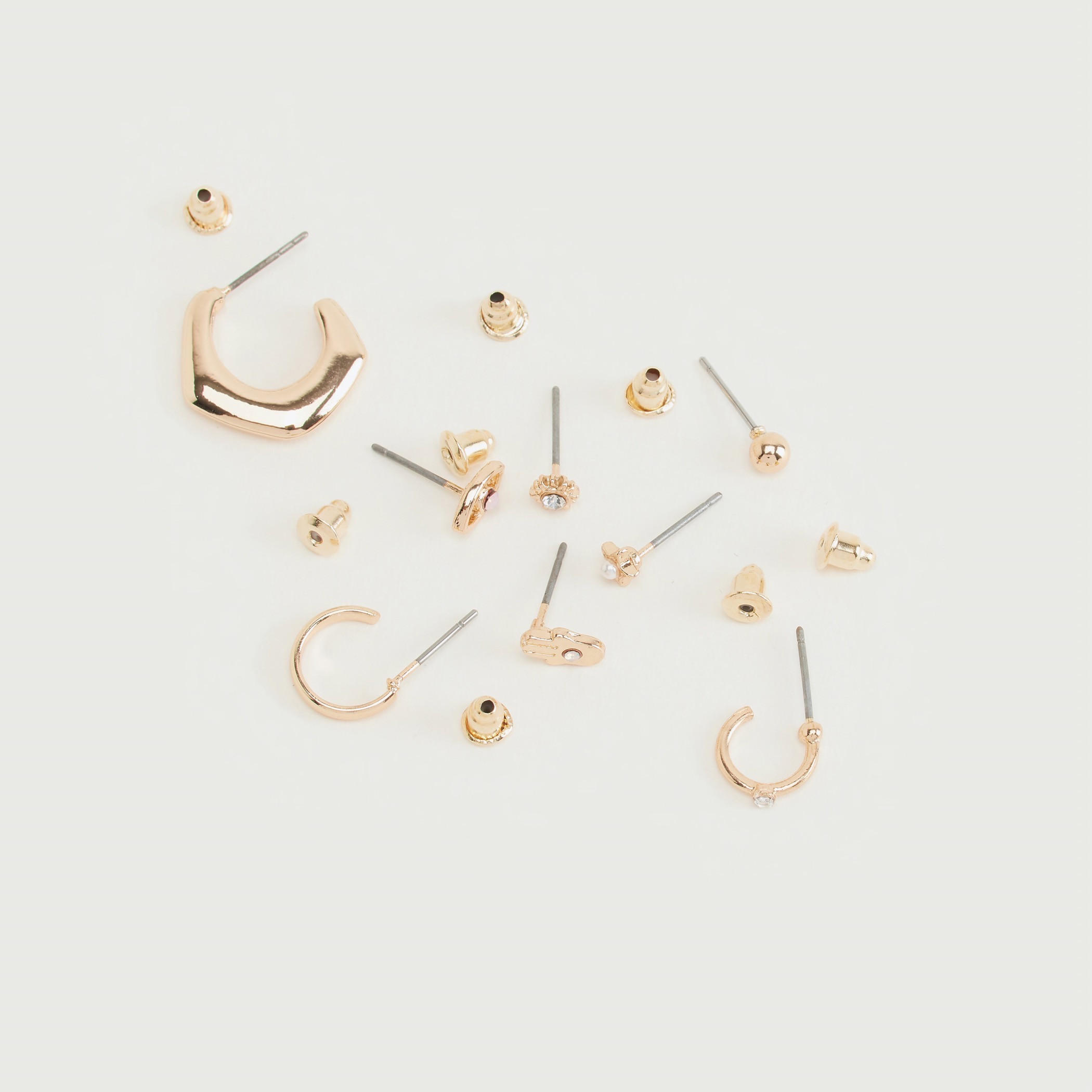 حلقان مزيّنة ومرصعة متنوّعة بمشبك إغلاق خلفي - طقم من 8 أزواج-women-watchesandjewellery-jewellery-earrings-image-4