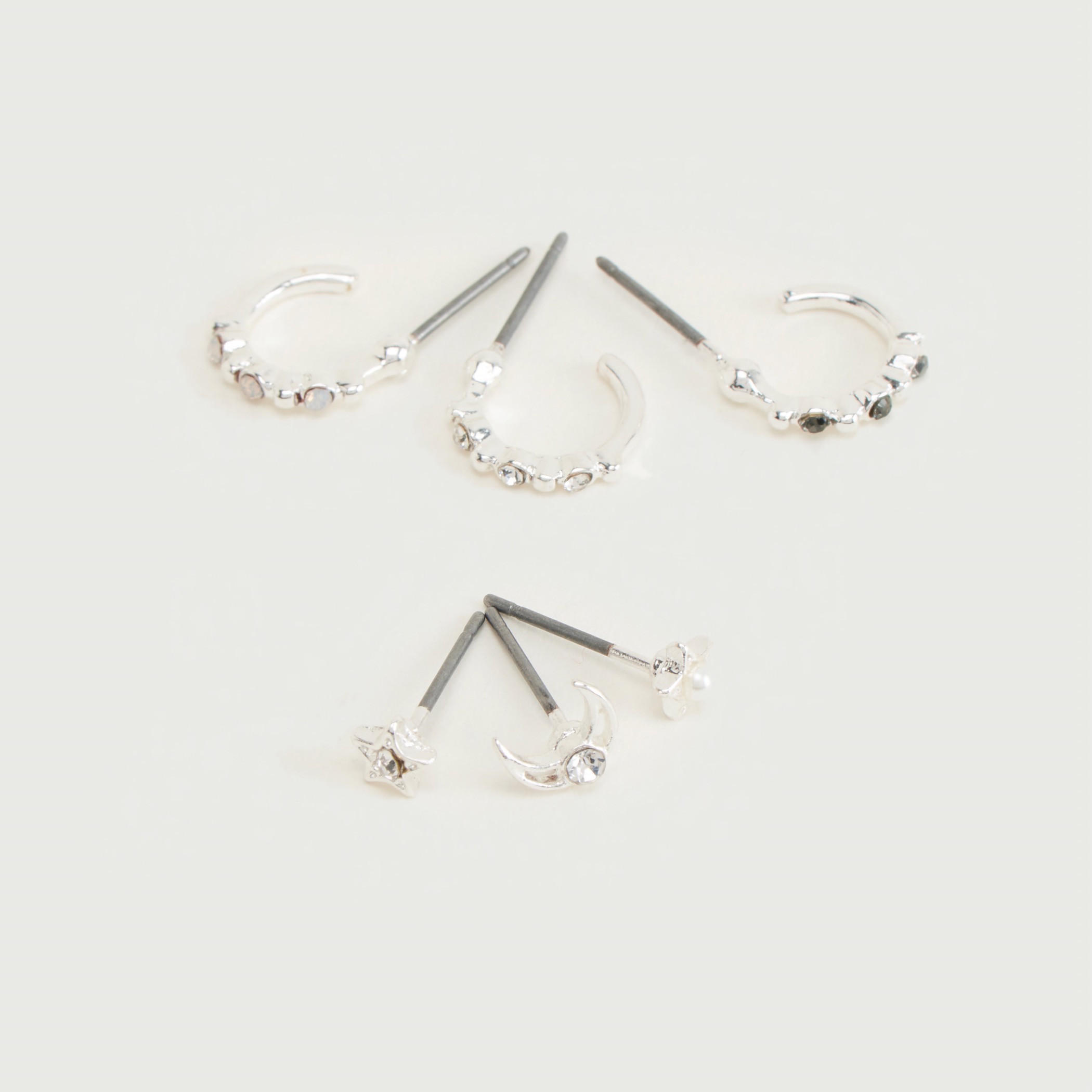 حلقان مرصّعة بتزيينات ومكبس إغلاق خلفي - طقم من 6 أزواج-women-watchesandjewellery-jewellery-earrings-image-3