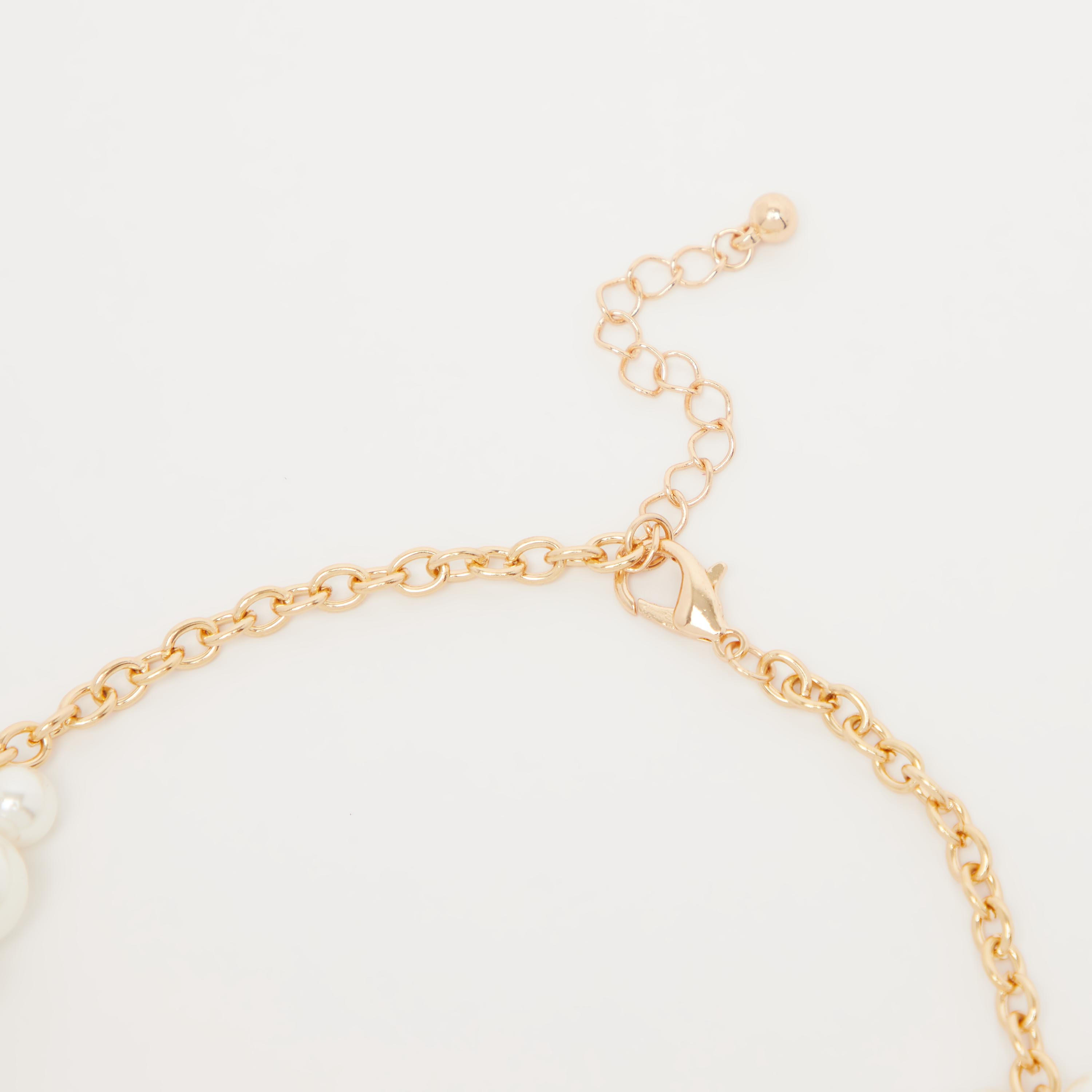 عقد بتفاصيل لؤلؤ ومشبك إغلاق-women-watchesandjewellery-jewellery-necklacesandpendants-image-2